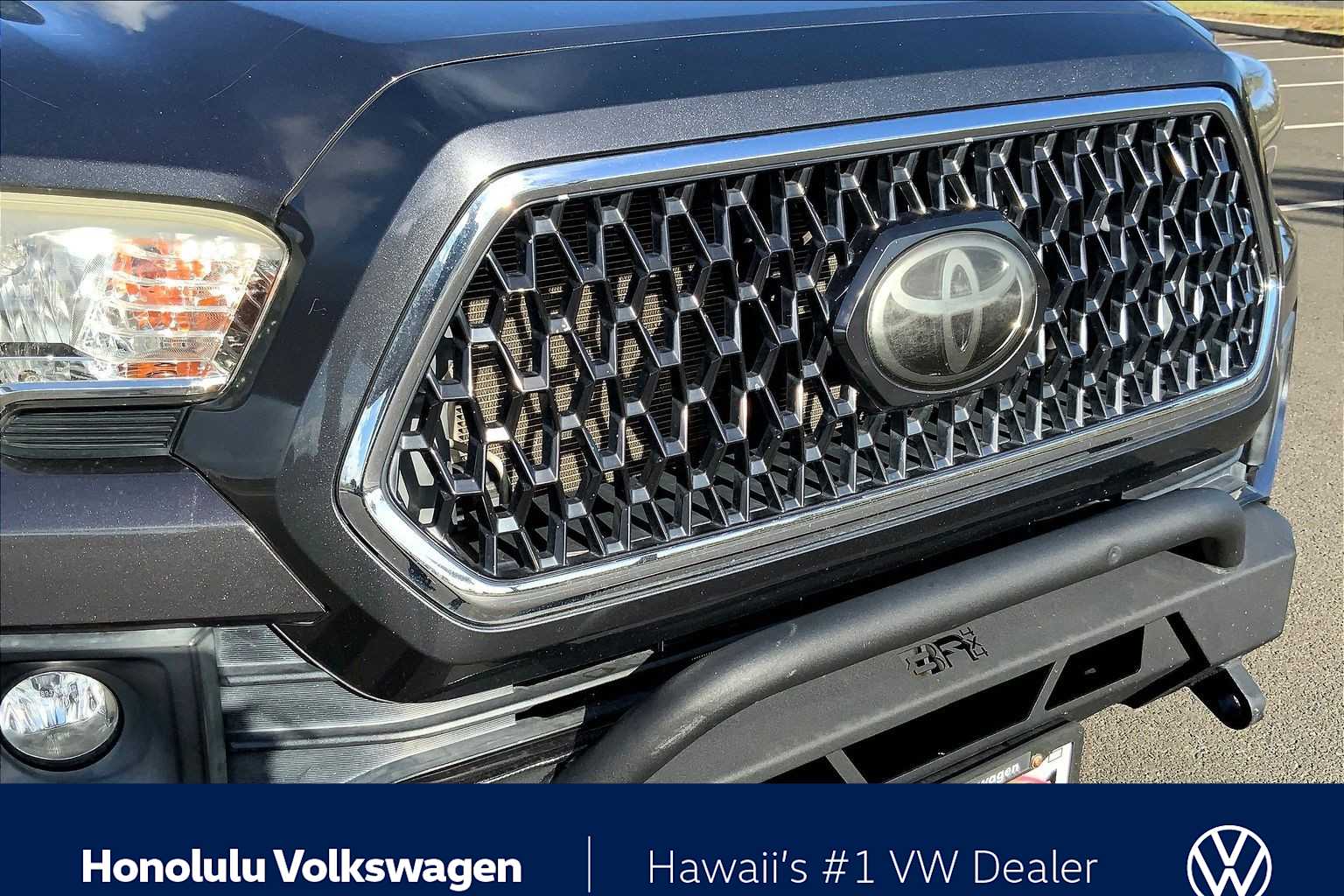 Thumbnail: 2018 Toyota Tacoma - 32