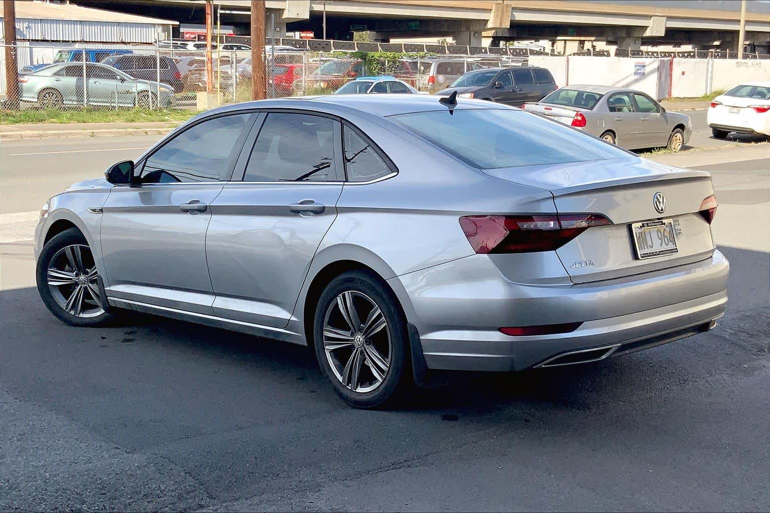 Thumbnail: 2021 Volkswagen Jetta - 4