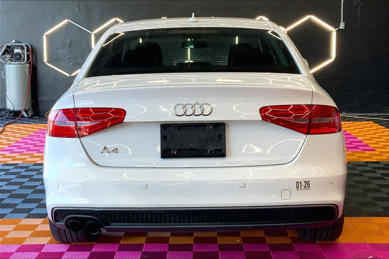 Thumbnail: 2015 Audi A4 - 4