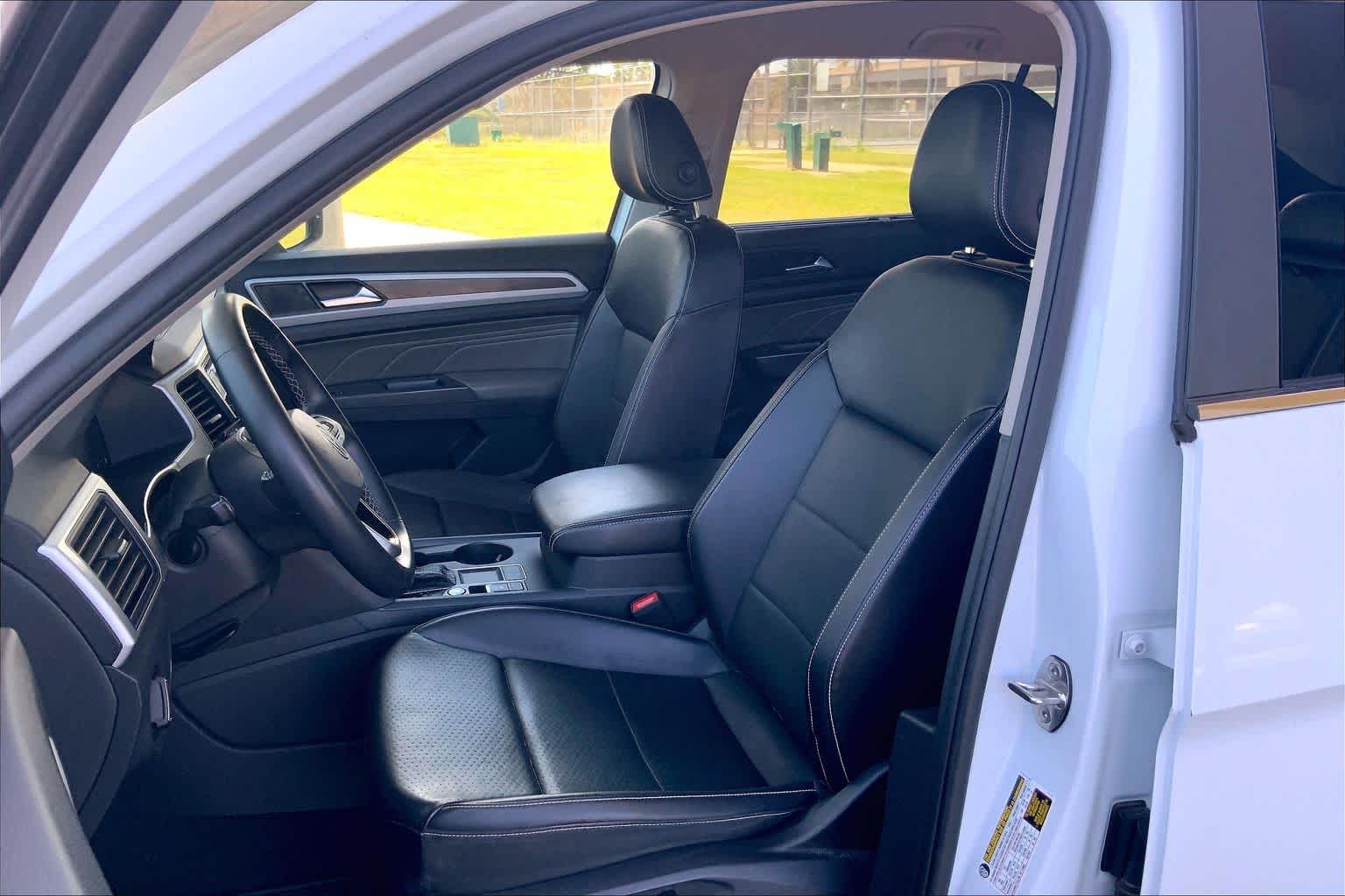 Thumbnail: 2022 Volkswagen Atlas - 10