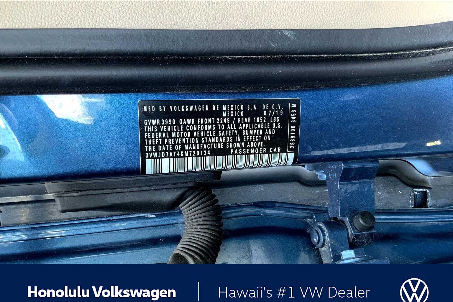 Thumbnail: 2019 Volkswagen Beetle - 18