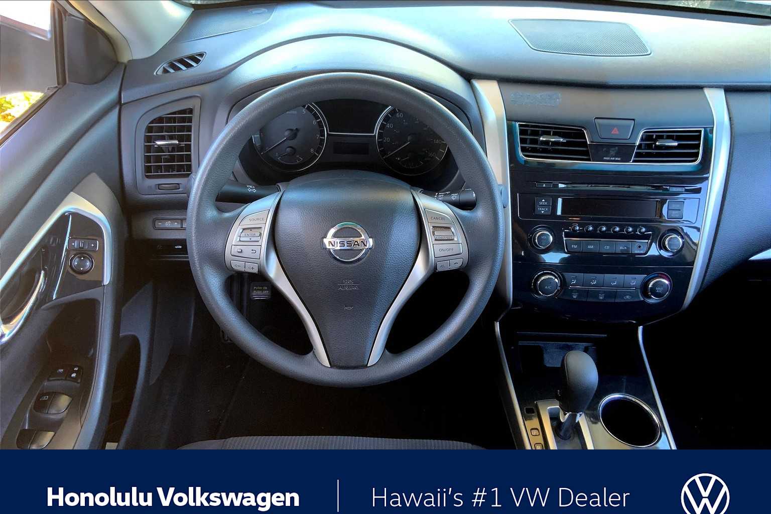 Thumbnail: 2013 Nissan Altima - 13
