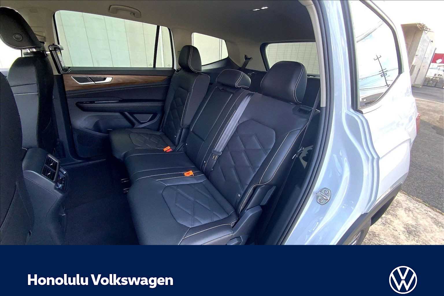 Thumbnail: 2026 Volkswagen Atlas - 13