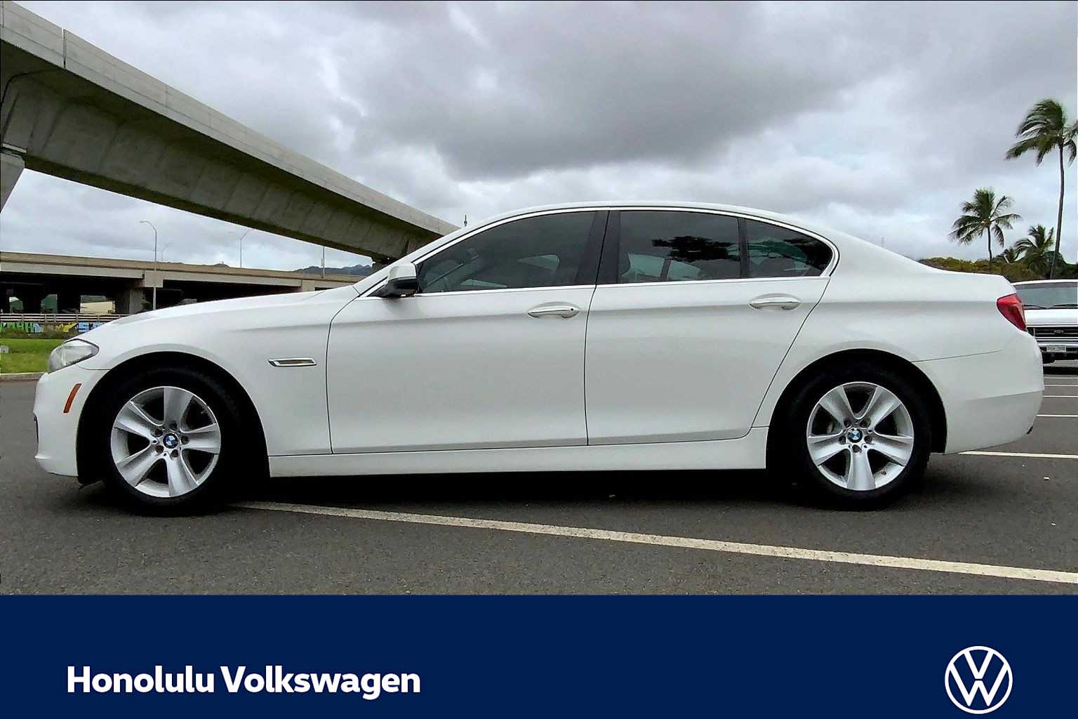 Thumbnail: 2016 BMW 5 Series - 3