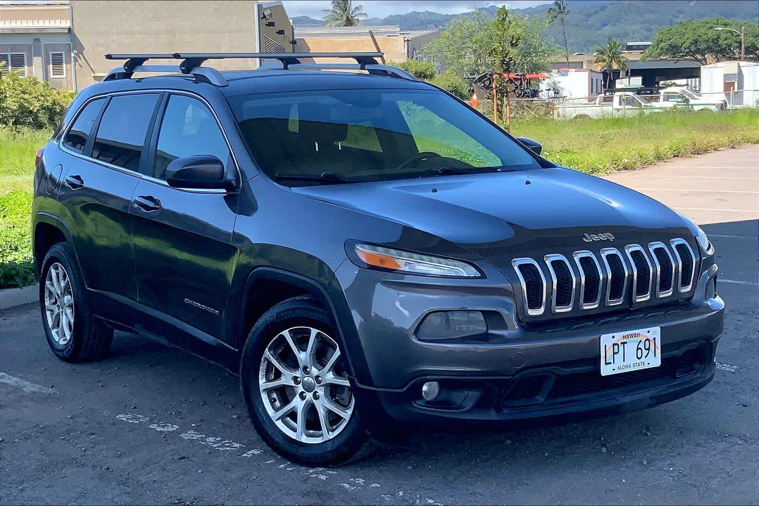 Thumbnail: 2014 Jeep Cherokee - 21