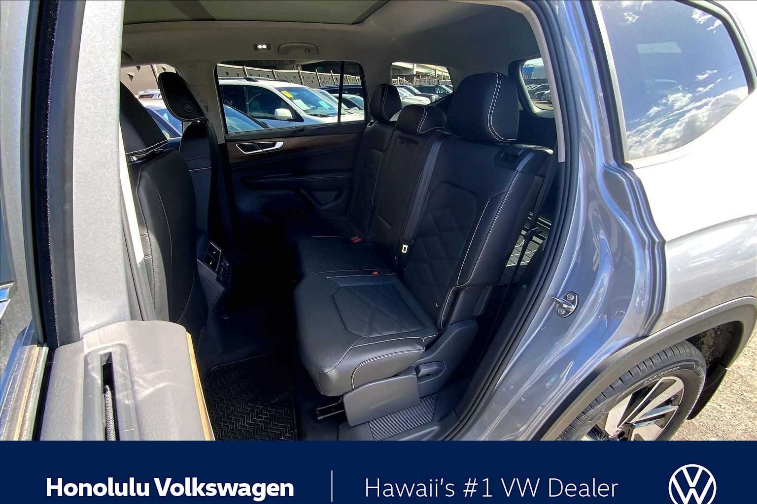 Thumbnail: 2026 Volkswagen Atlas - 13