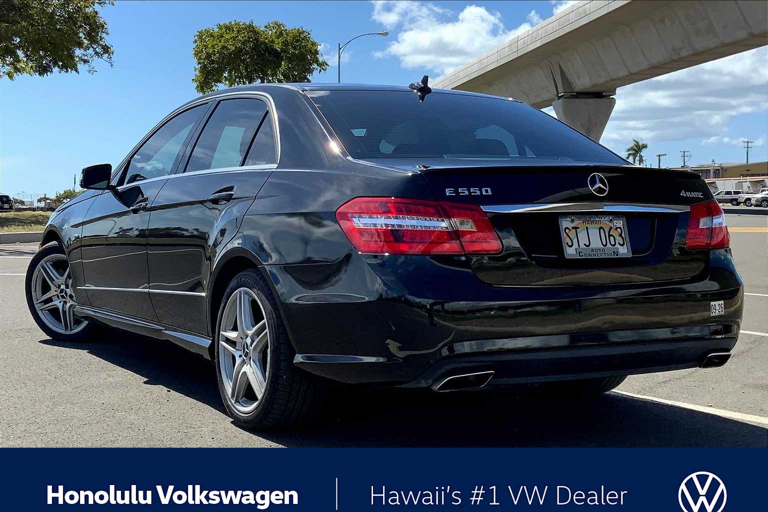 2012 Mercedes Benz E 550 4MATIC photo 3