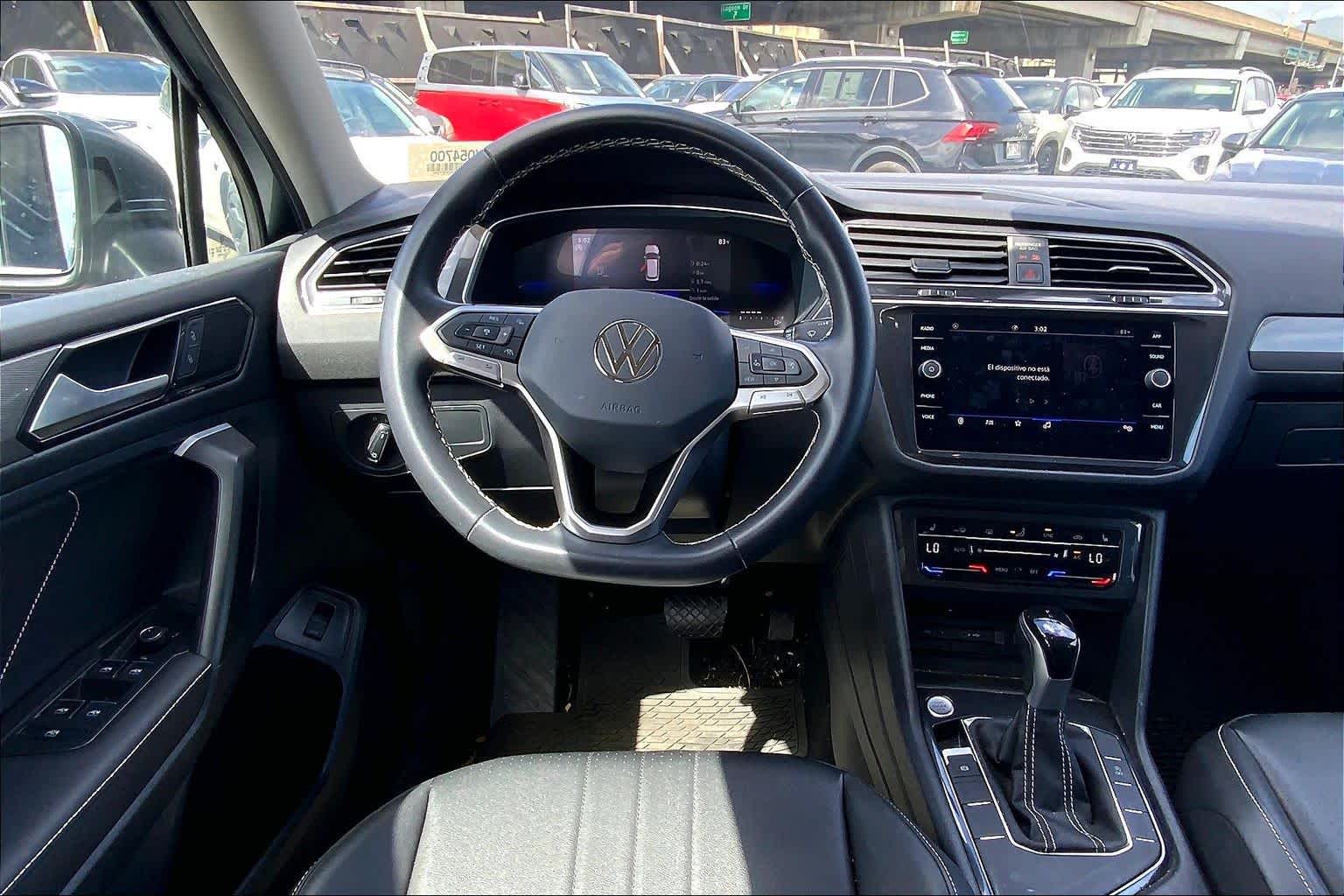 Thumbnail: 2024 Volkswagen Tiguan - 14