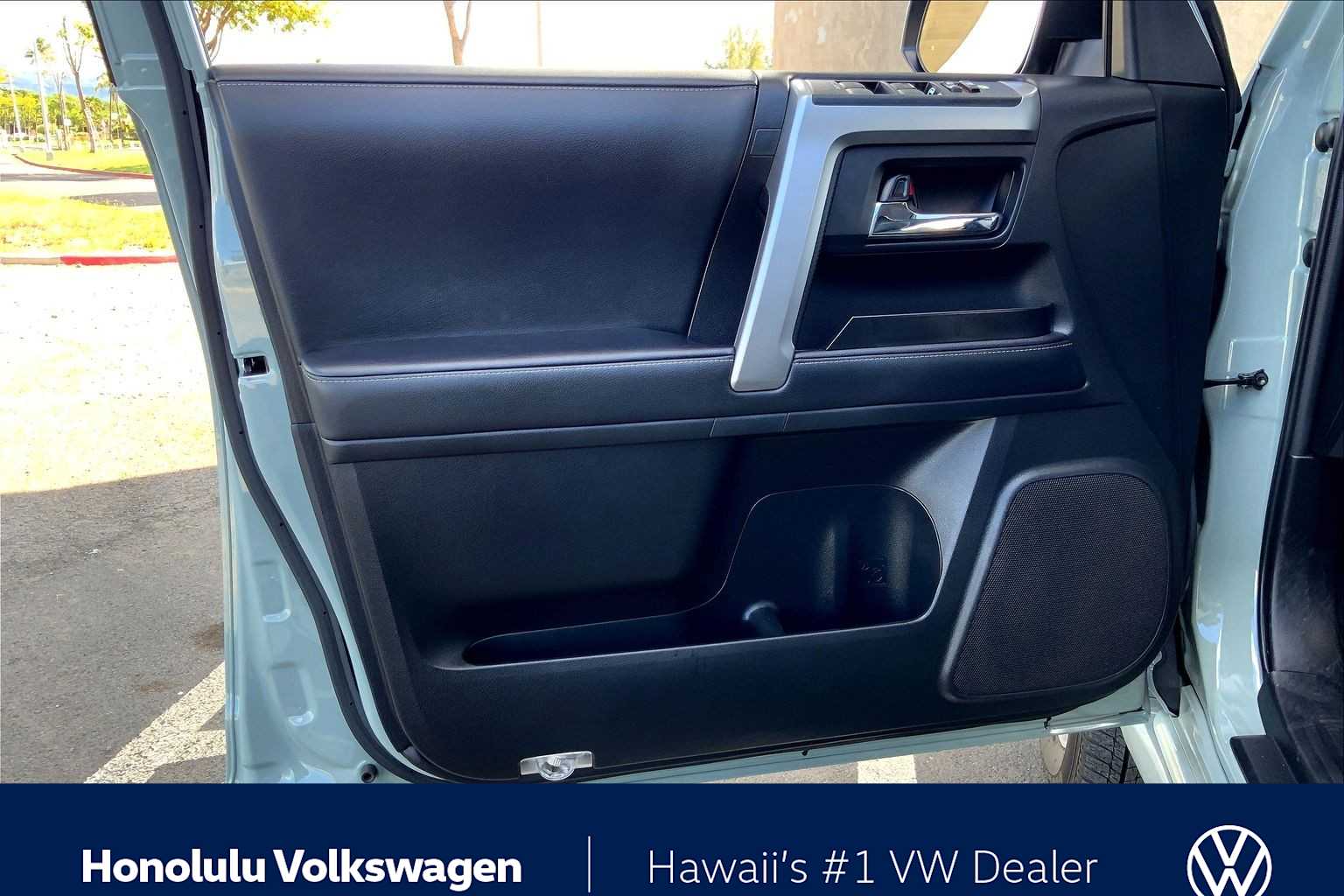 Thumbnail: 2023 Toyota 4Runner - 26