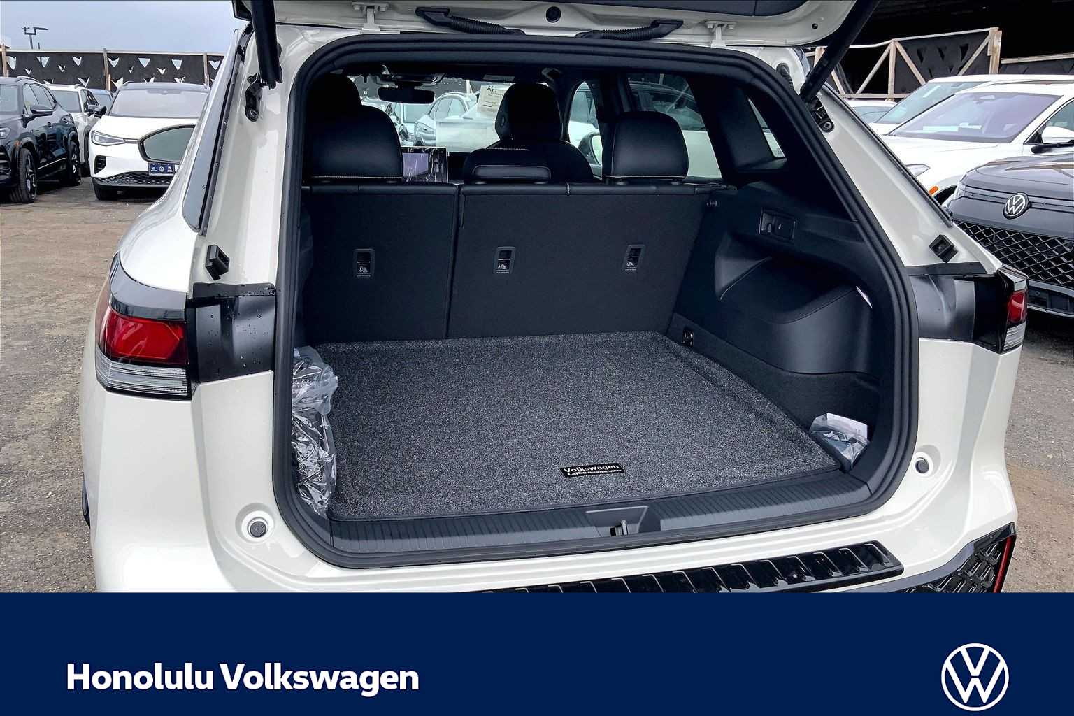 Thumbnail: 2026 Volkswagen Tiguan - 19