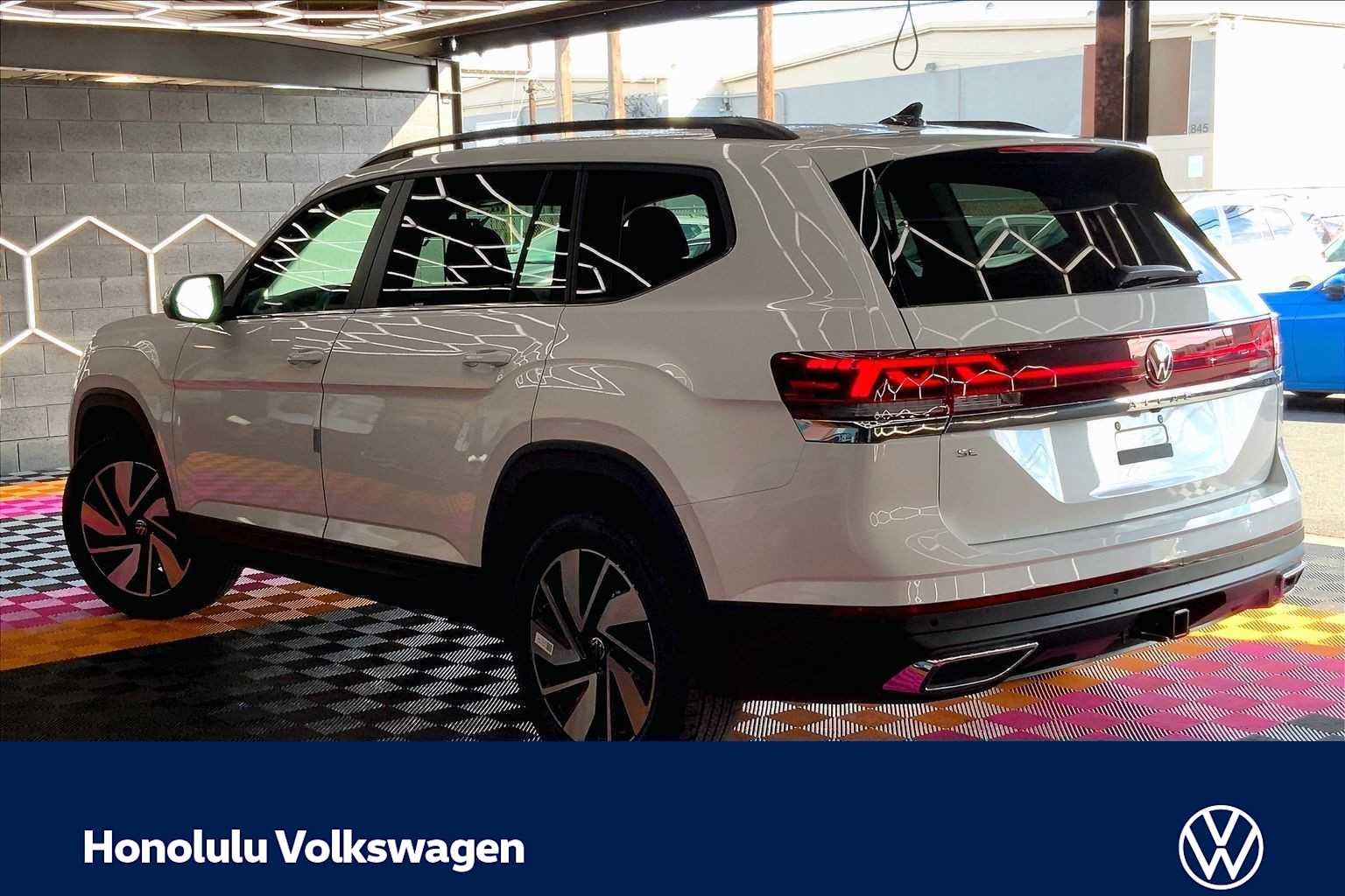 Thumbnail: 2026 Volkswagen Atlas - 4