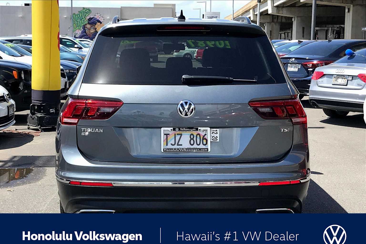 Thumbnail: 2018 Volkswagen Tiguan - 3