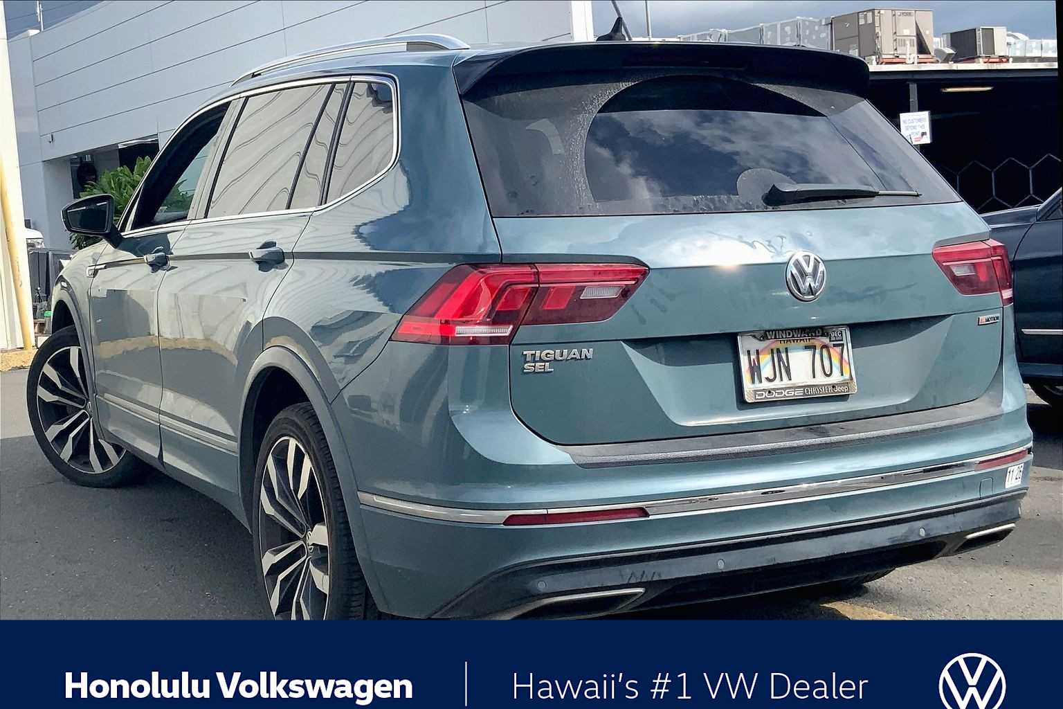Thumbnail: 2020 Volkswagen Tiguan - 4