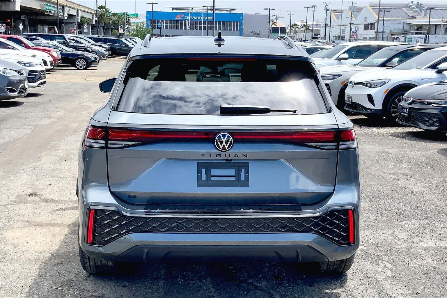 Thumbnail: 2026 Volkswagen Tiguan - 5