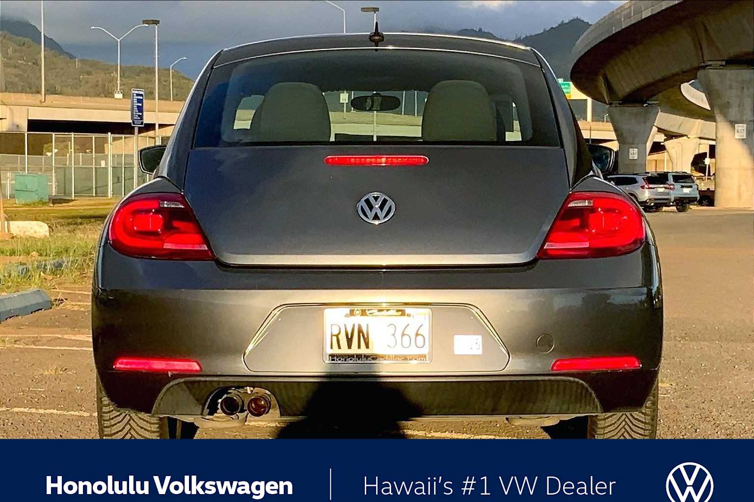 Thumbnail: 2013 Volkswagen Beetle - 5