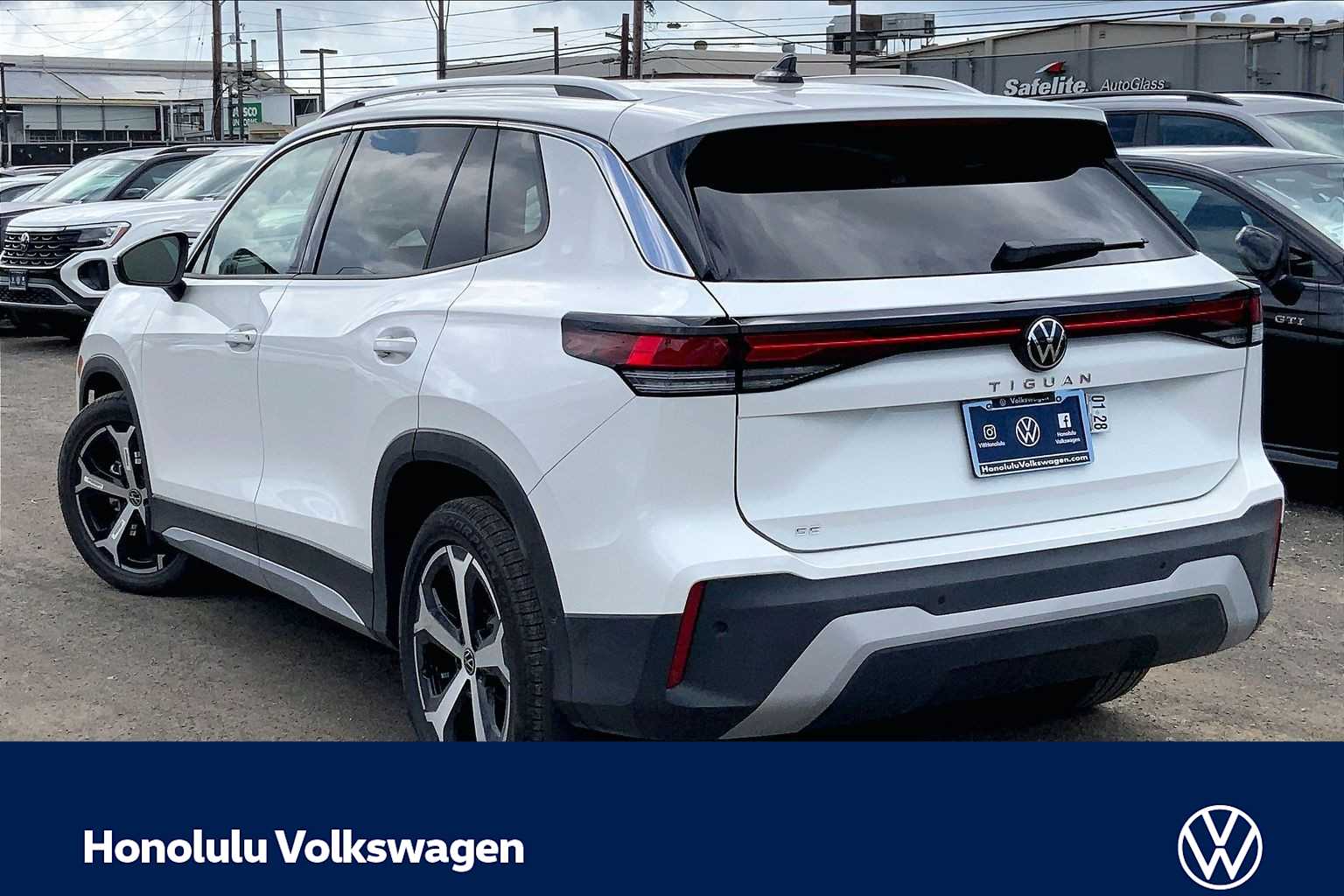 Thumbnail: 2026 Volkswagen Tiguan - 4