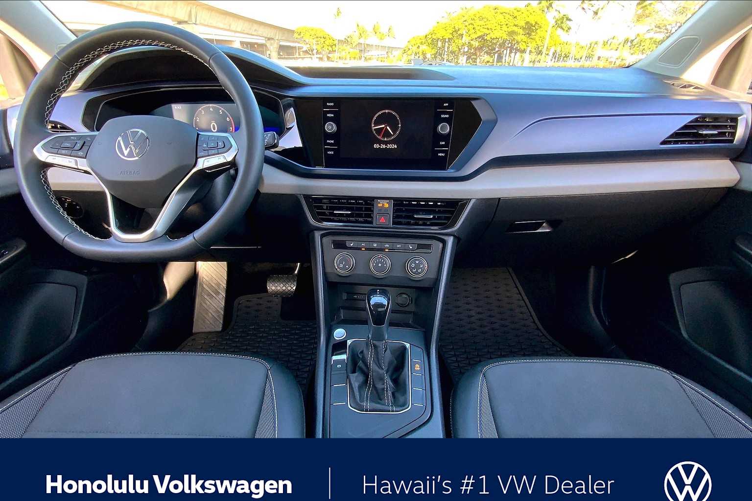 Thumbnail: 2022 Volkswagen Taos - 9