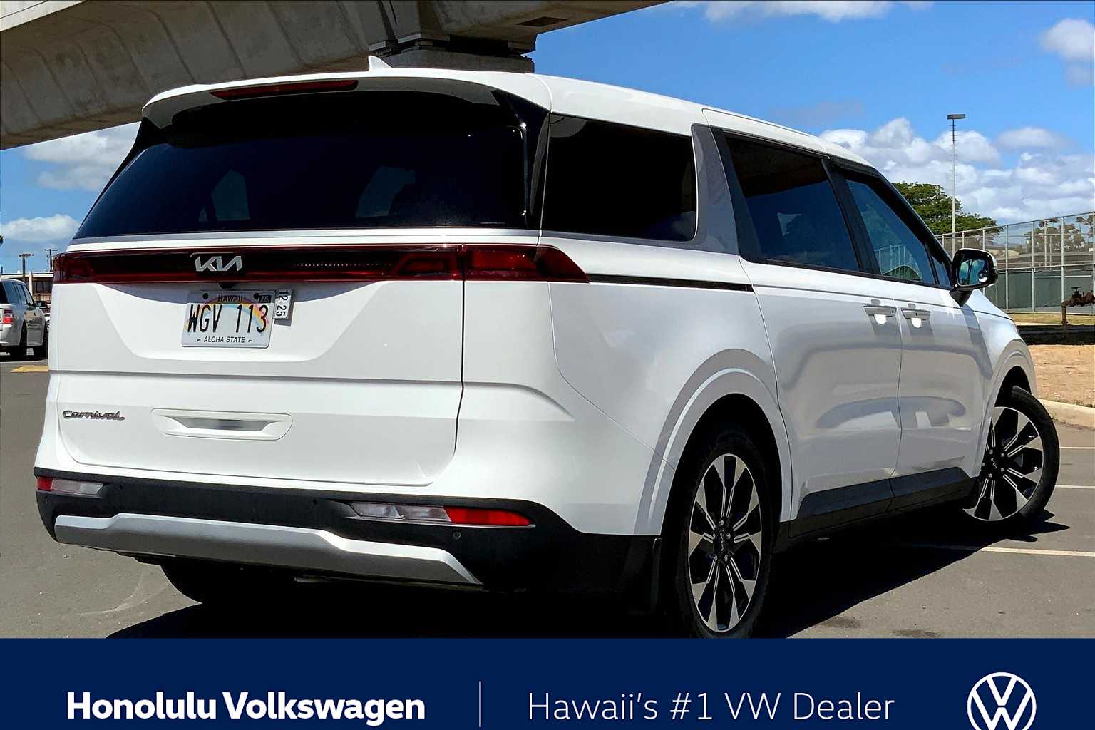 Thumbnail: 2022 Kia Carnival - 21