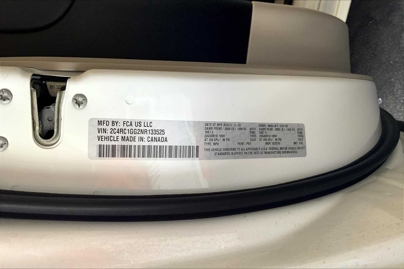 2022 Chrysler Pacifica Limited 19