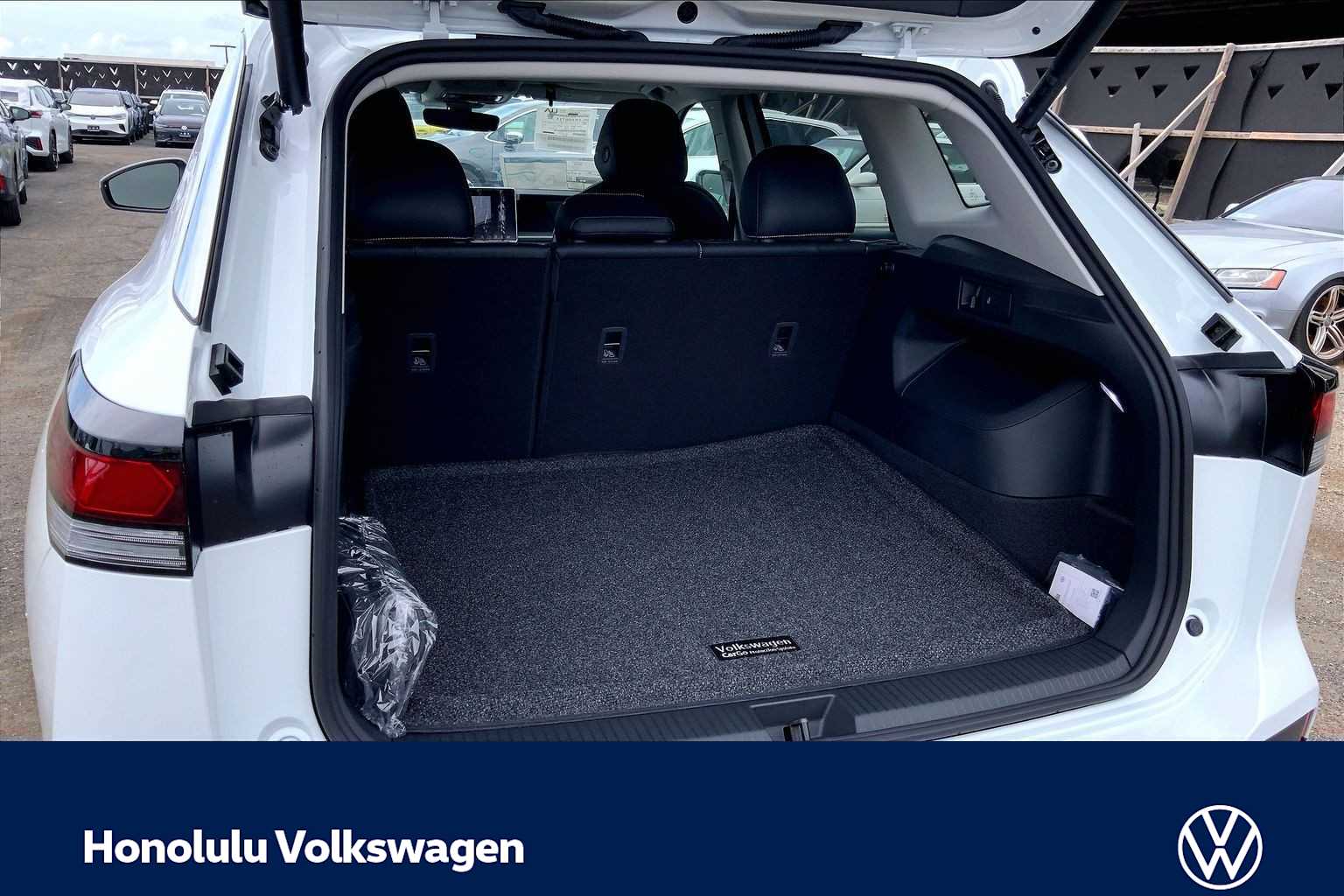 Thumbnail: 2026 Volkswagen Tiguan - 19