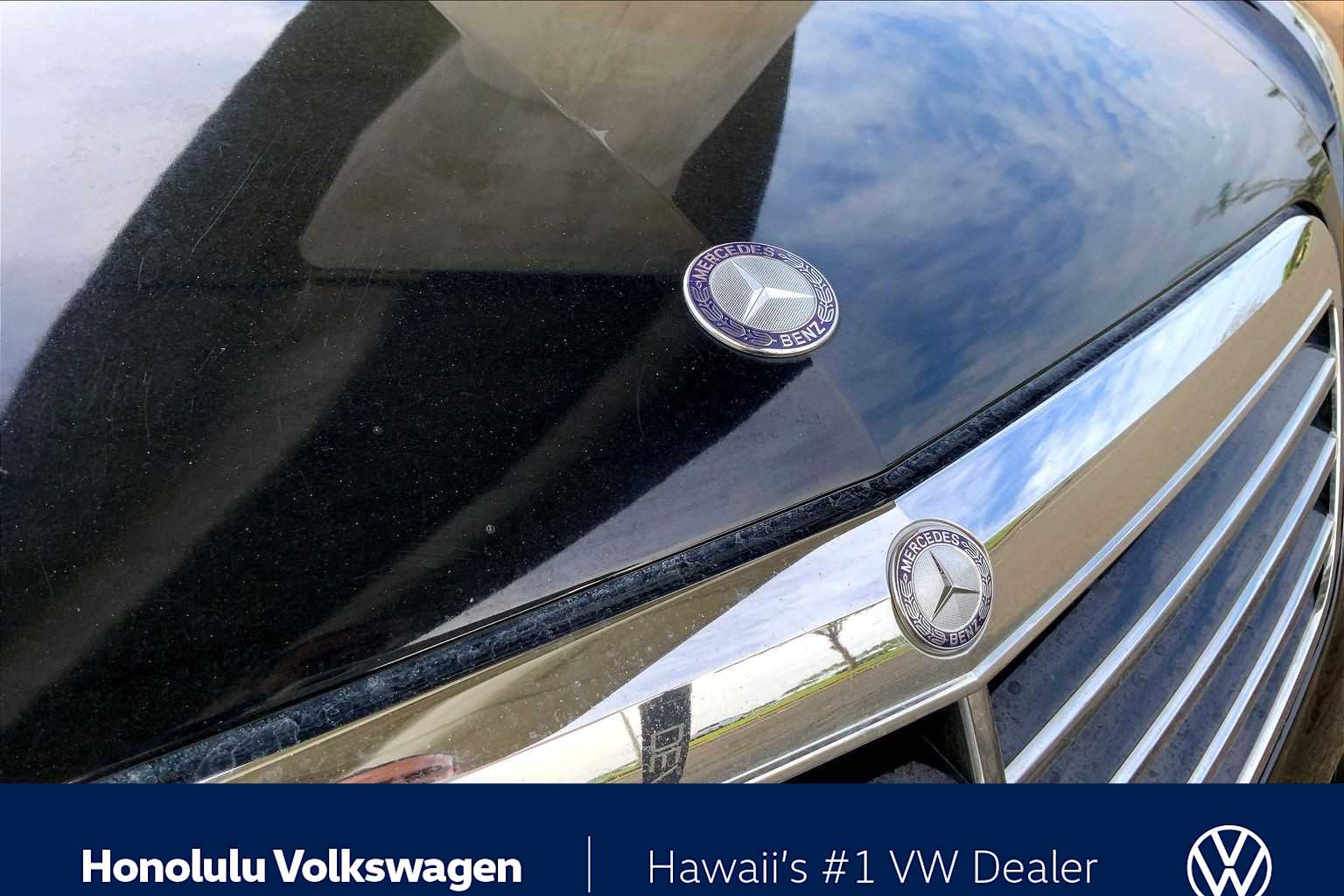 Thumbnail: 2012 Mercedes-Benz E-Class - 32