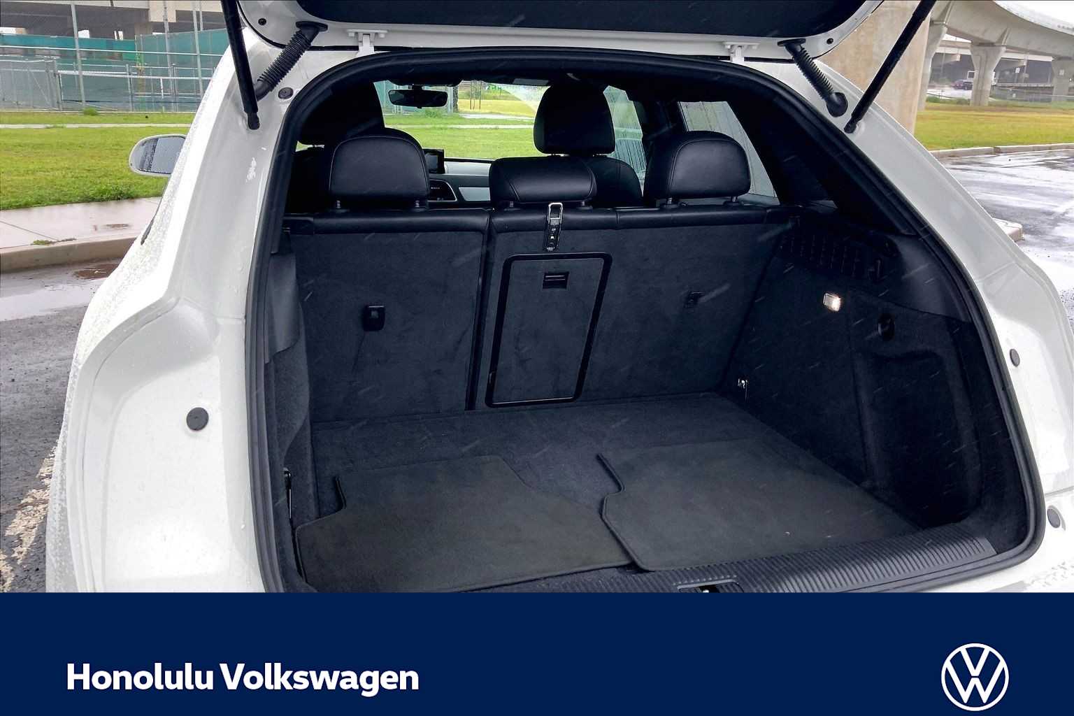 Thumbnail: 2018 Audi Q3 - 18