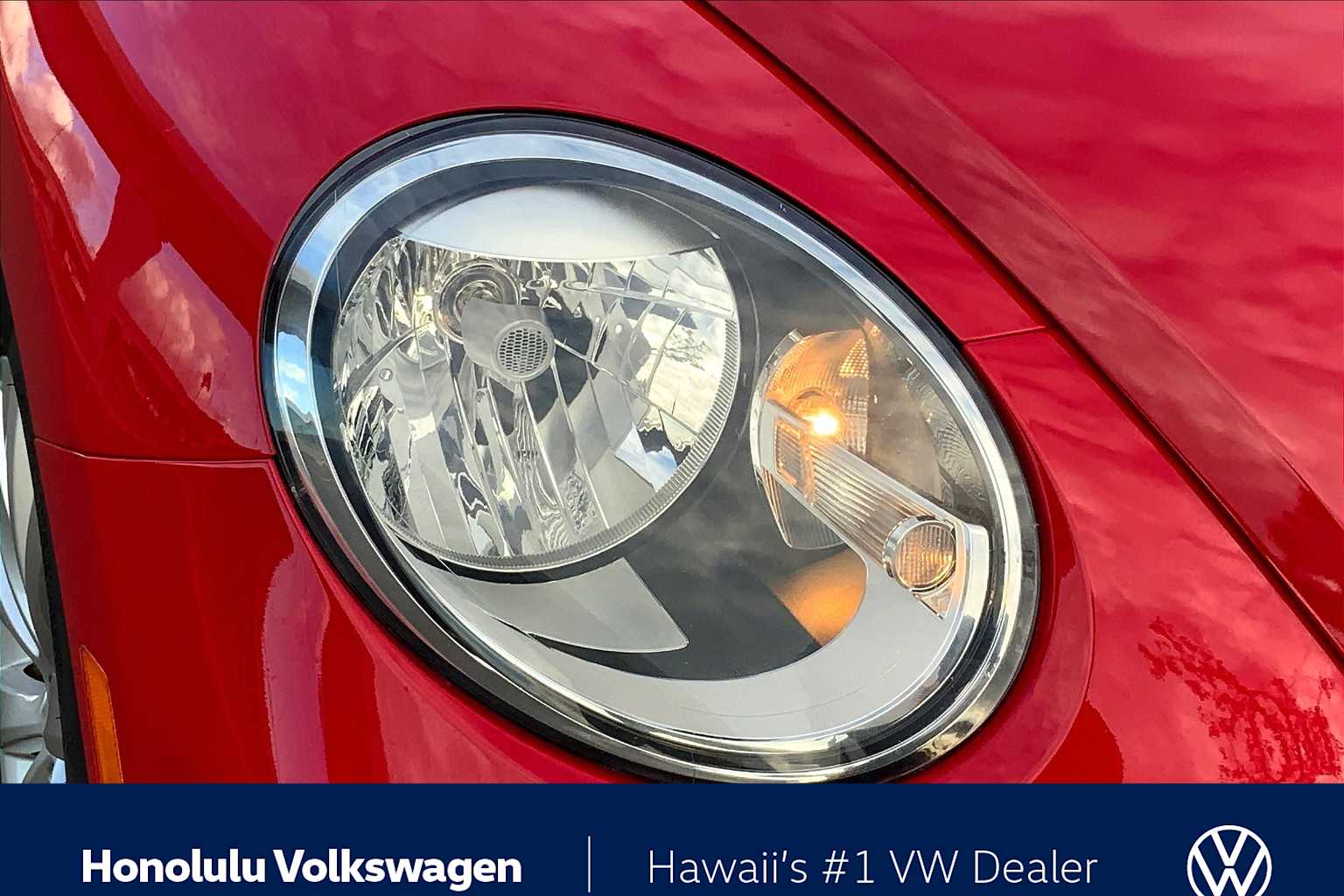 Thumbnail: 2017 Volkswagen Beetle - 29