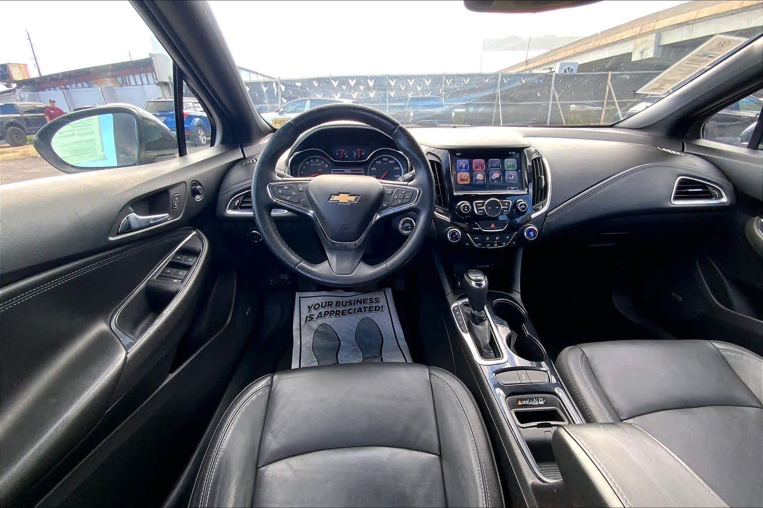 Thumbnail: 2017 Chevrolet Cruze - 13