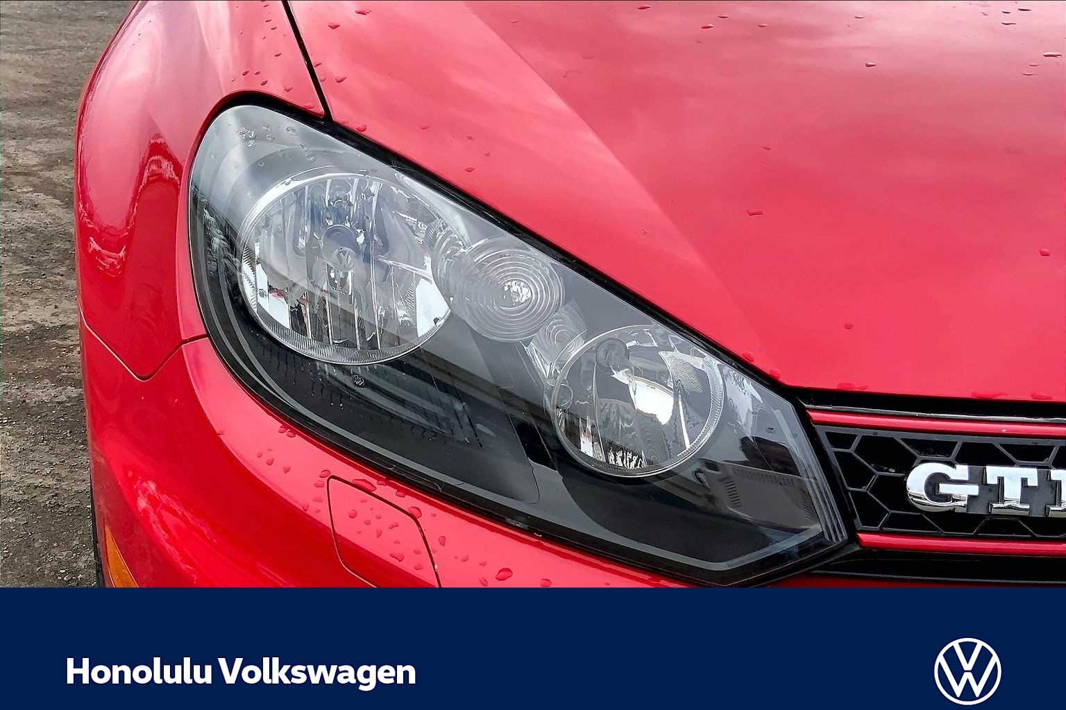 Thumbnail: 2011 Volkswagen Golf - 26