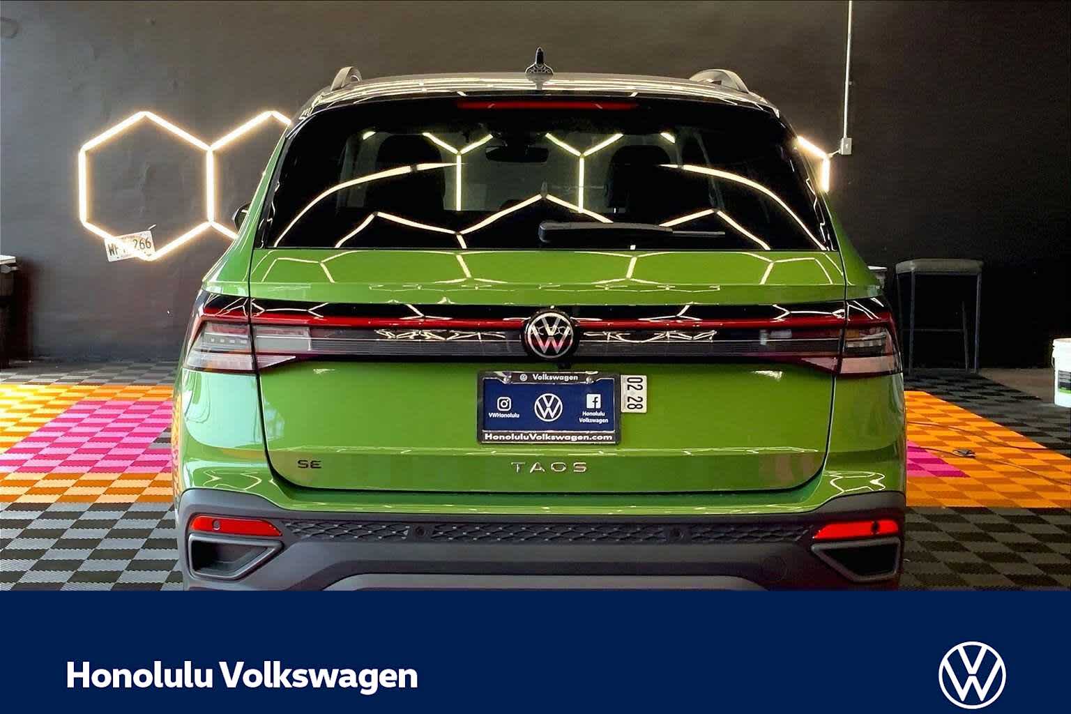 Thumbnail: 2026 Volkswagen Taos - 5