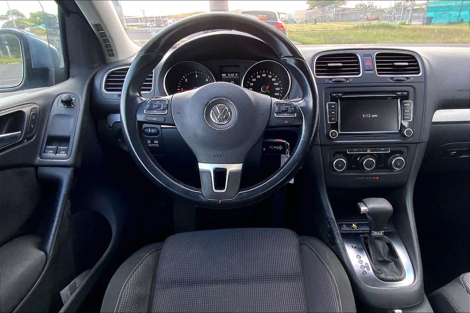 Thumbnail: 2011 Volkswagen Golf - 13