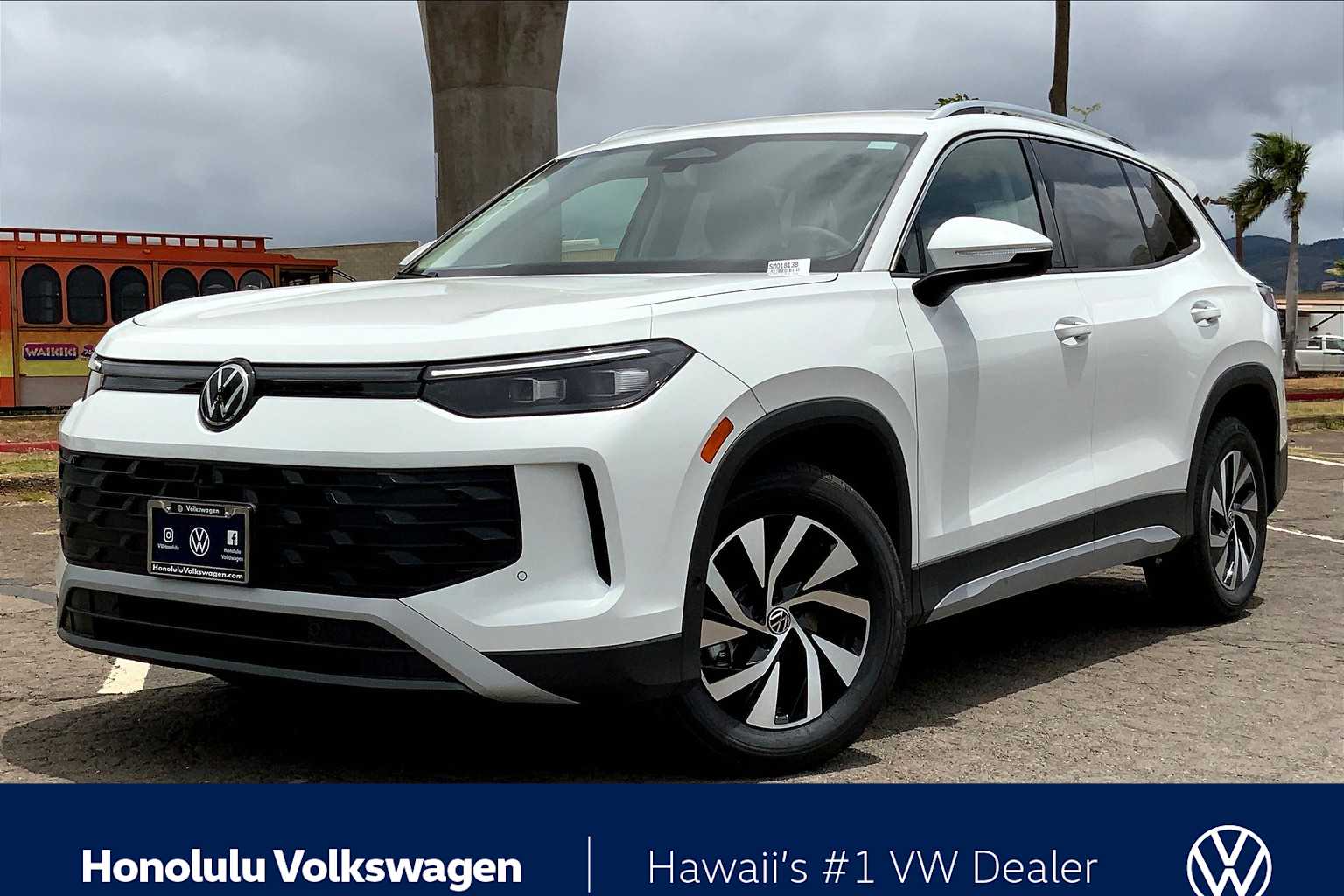 Thumbnail: 2025 Volkswagen Tiguan - 1