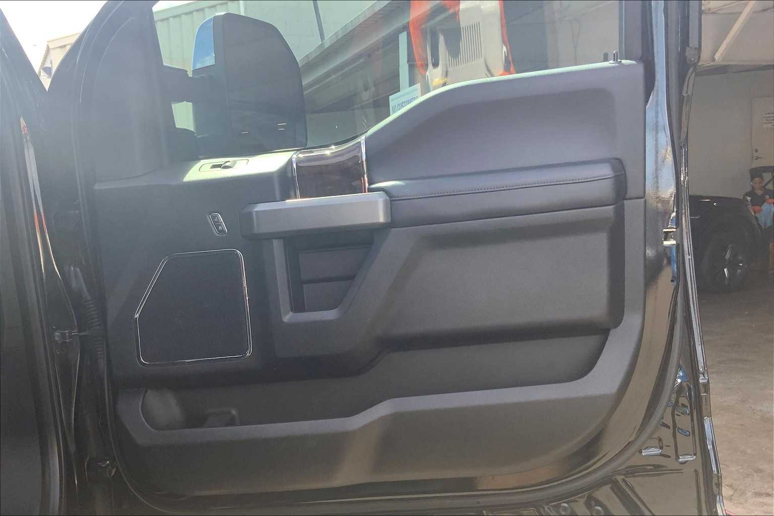 Thumbnail: 2017 Ford F-250 - 27