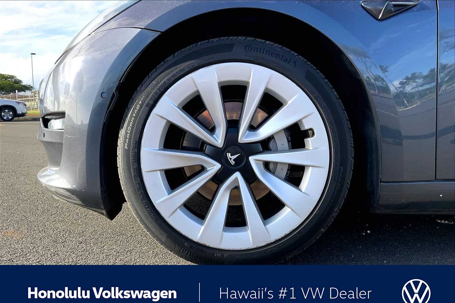 Thumbnail: 2021 Tesla Model 3 - 8