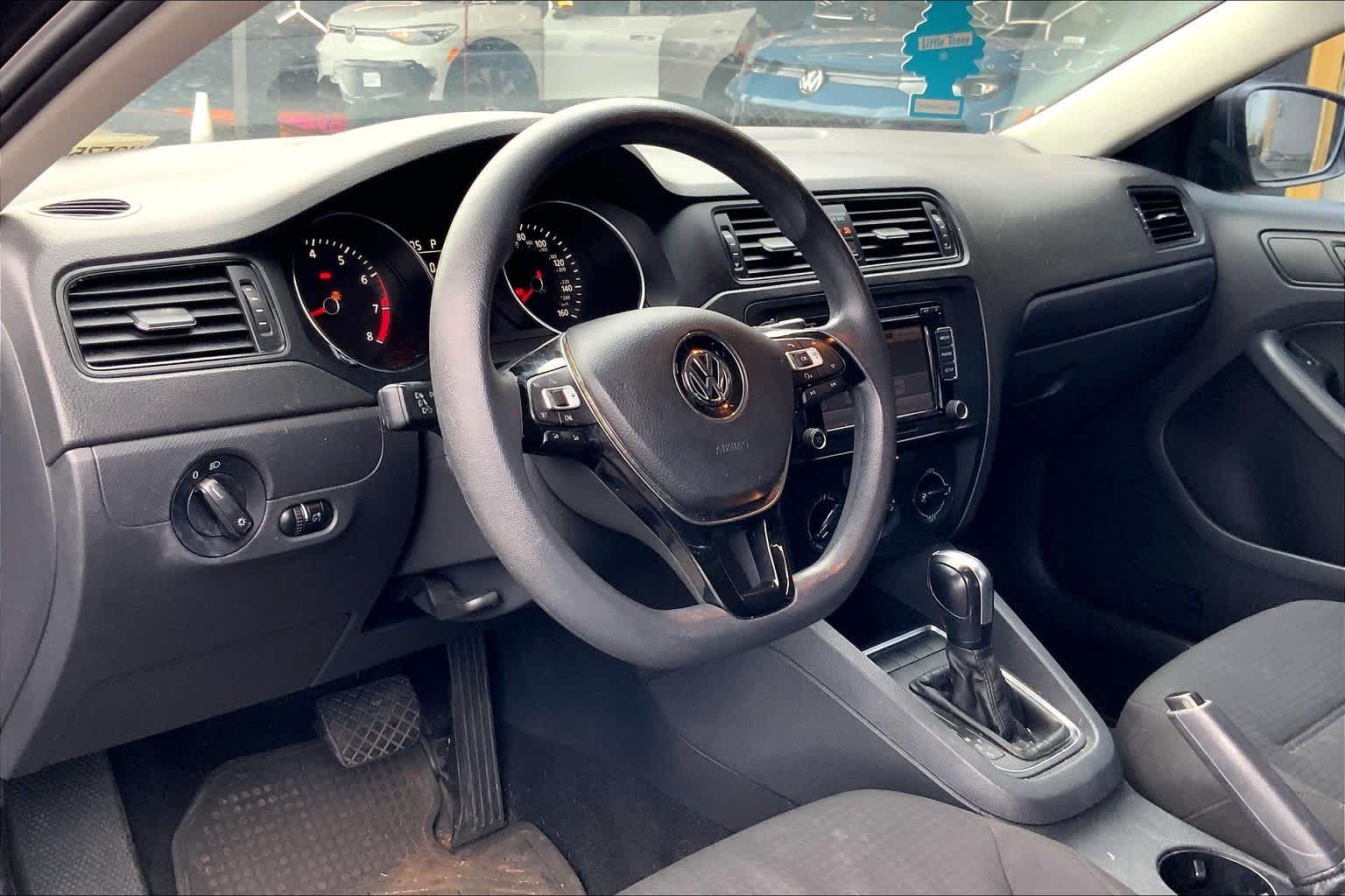 Used 2015 Volkswagen Jetta S with VIN 3VW2K7AJ5FM357504 for sale in Honolulu, HI
