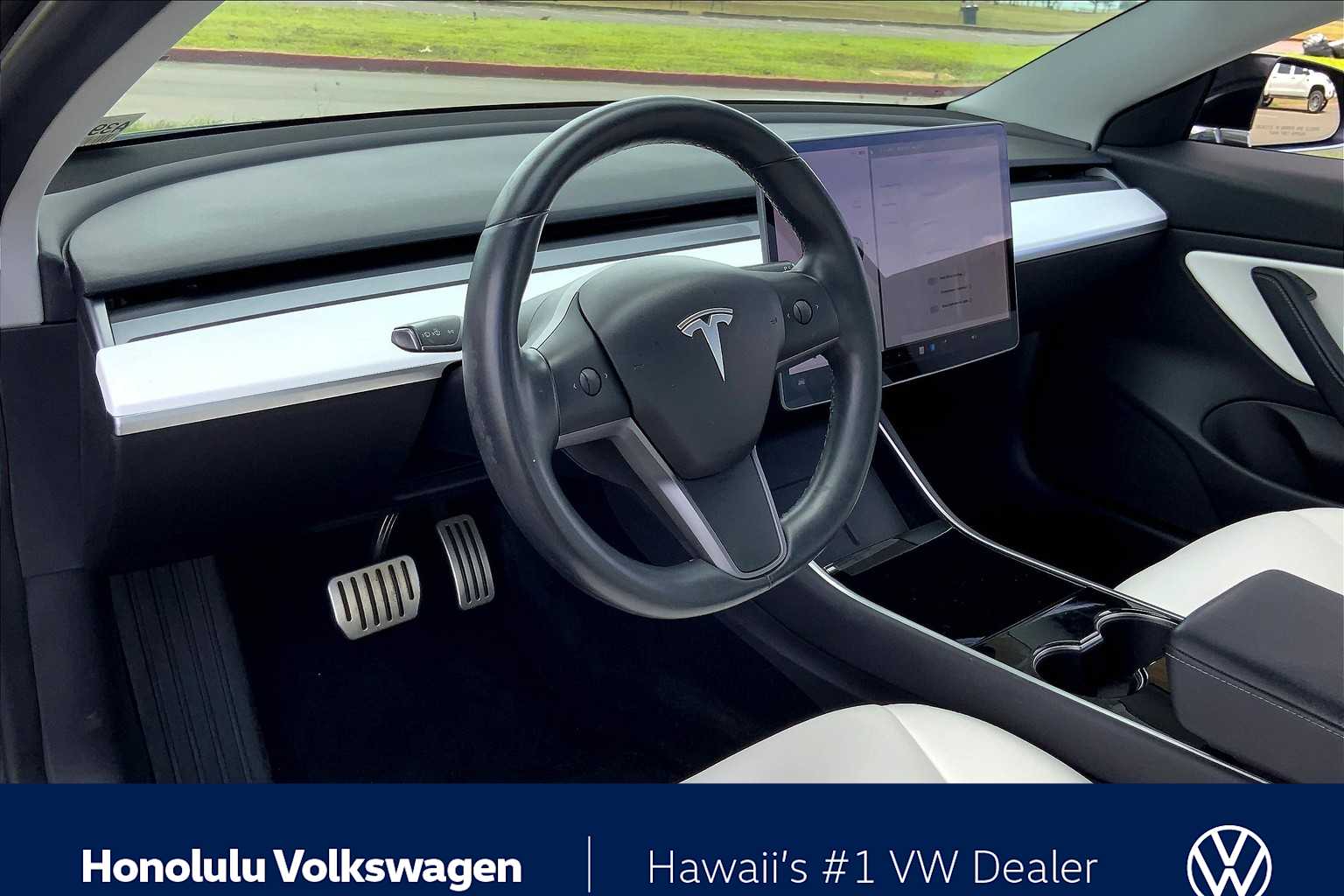 Thumbnail: 2019 Tesla Model 3 - 2
