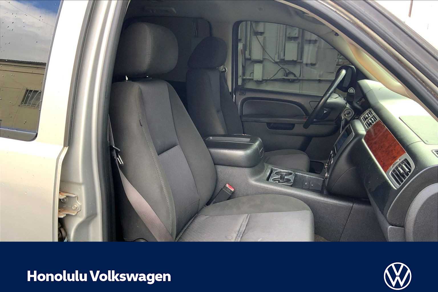 Thumbnail: 2011 GMC Yukon - 13