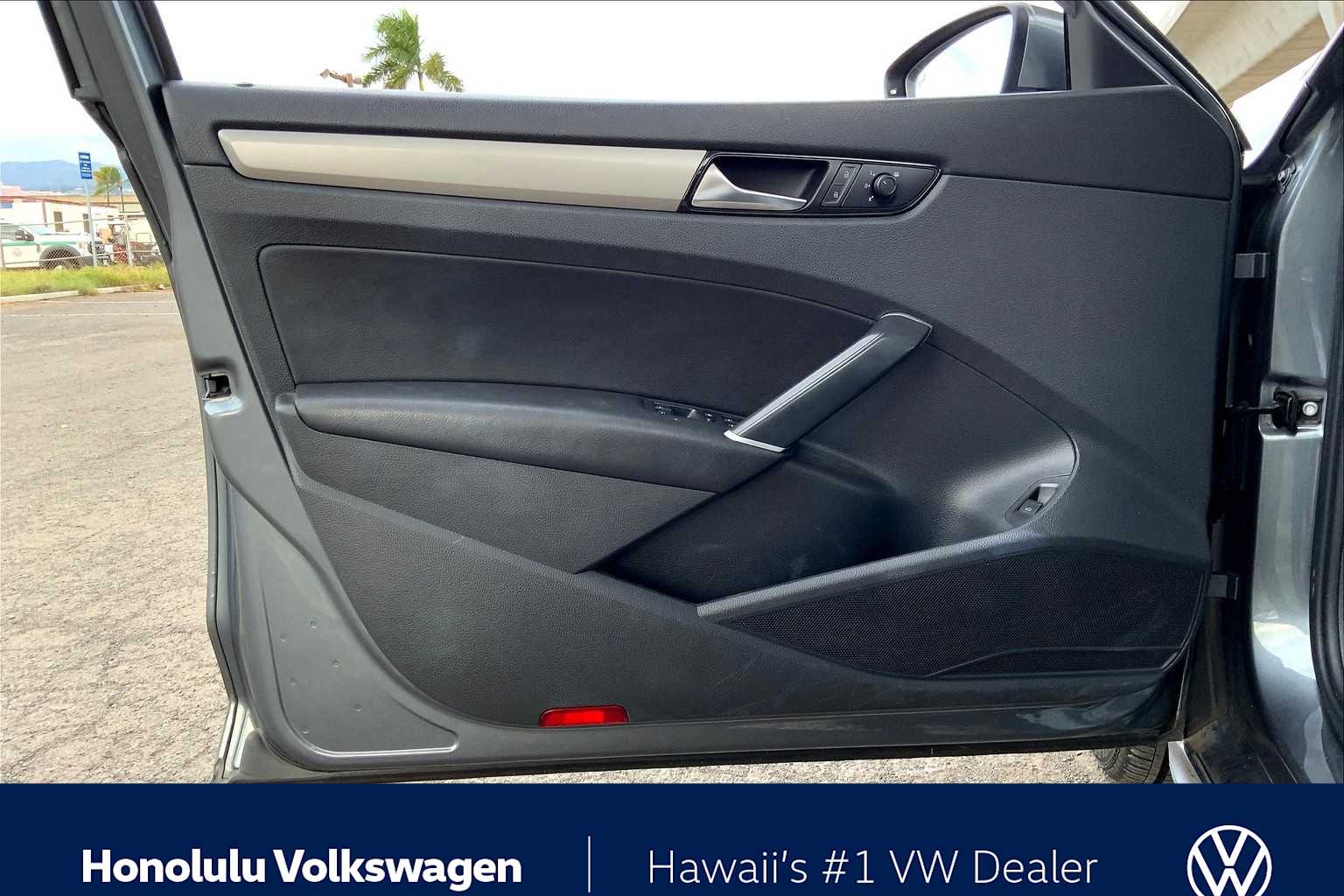 Thumbnail: 2021 Volkswagen Passat - 26