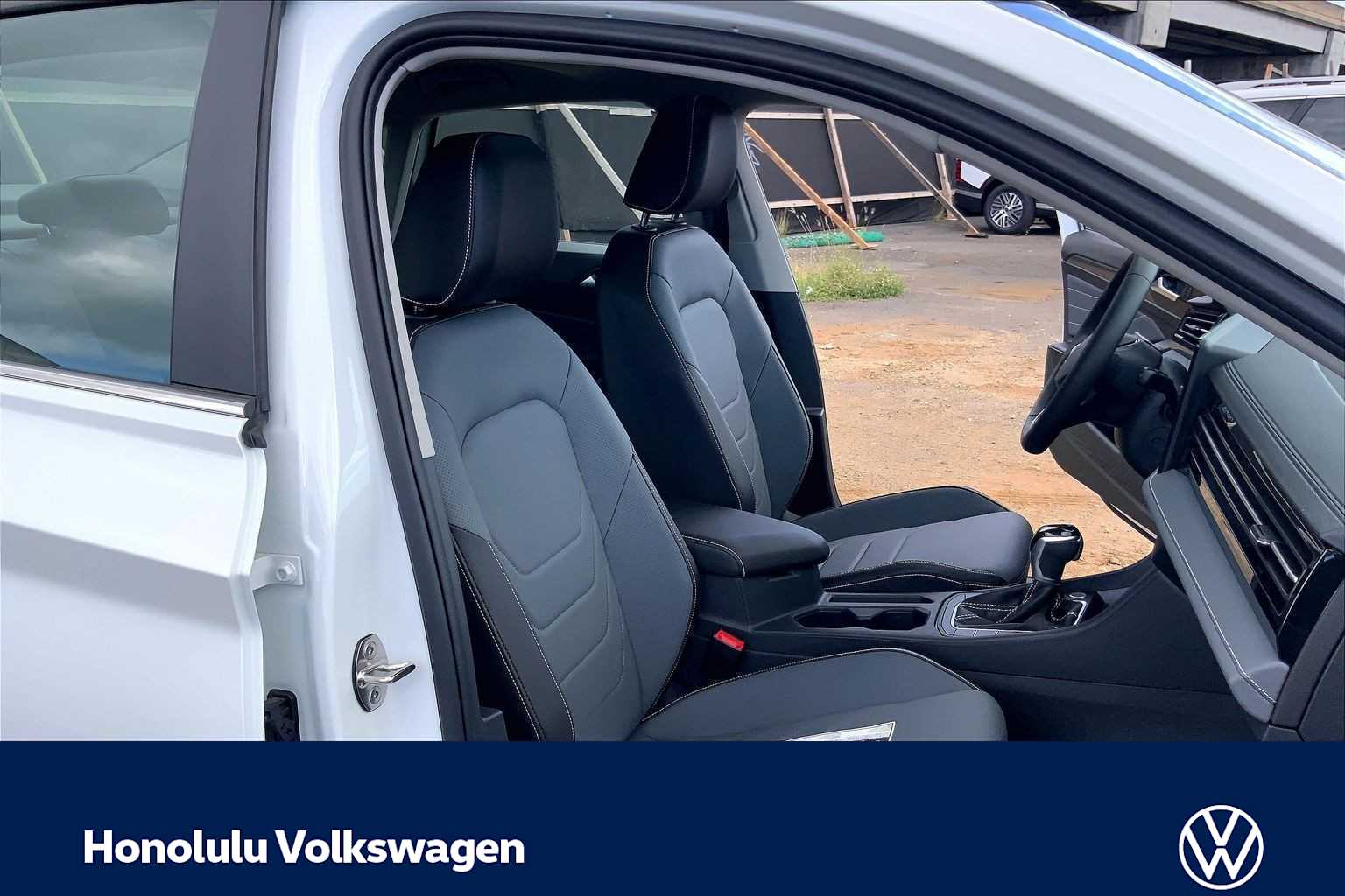 Thumbnail: 2026 Volkswagen Jetta - 14