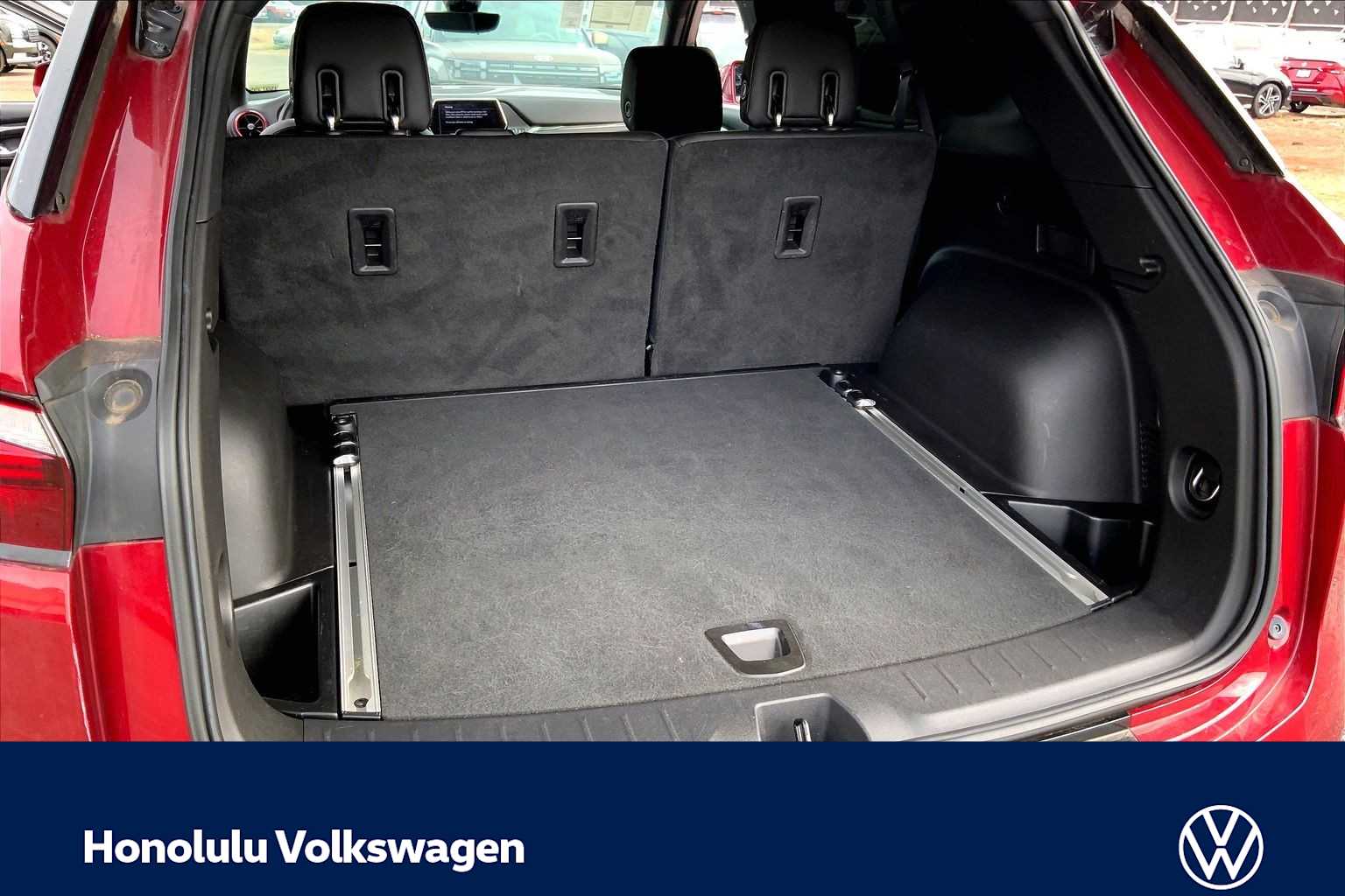 Thumbnail: 2019 Chevrolet Blazer - 17