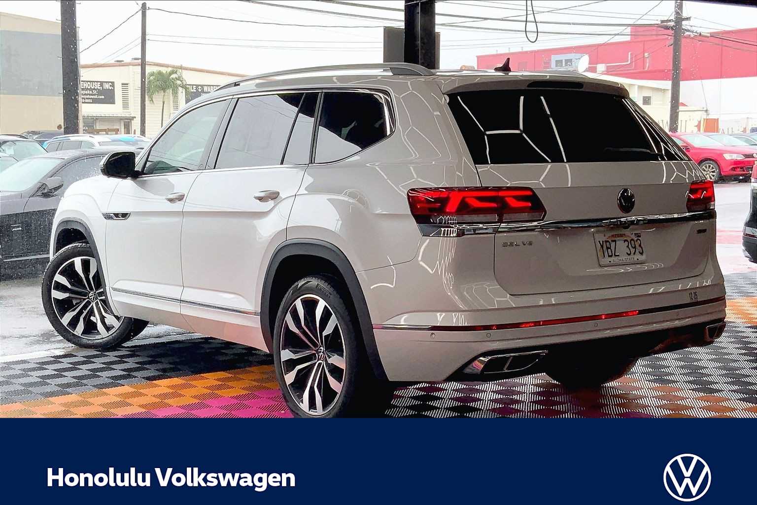 Thumbnail: 2022 Volkswagen Atlas - 4