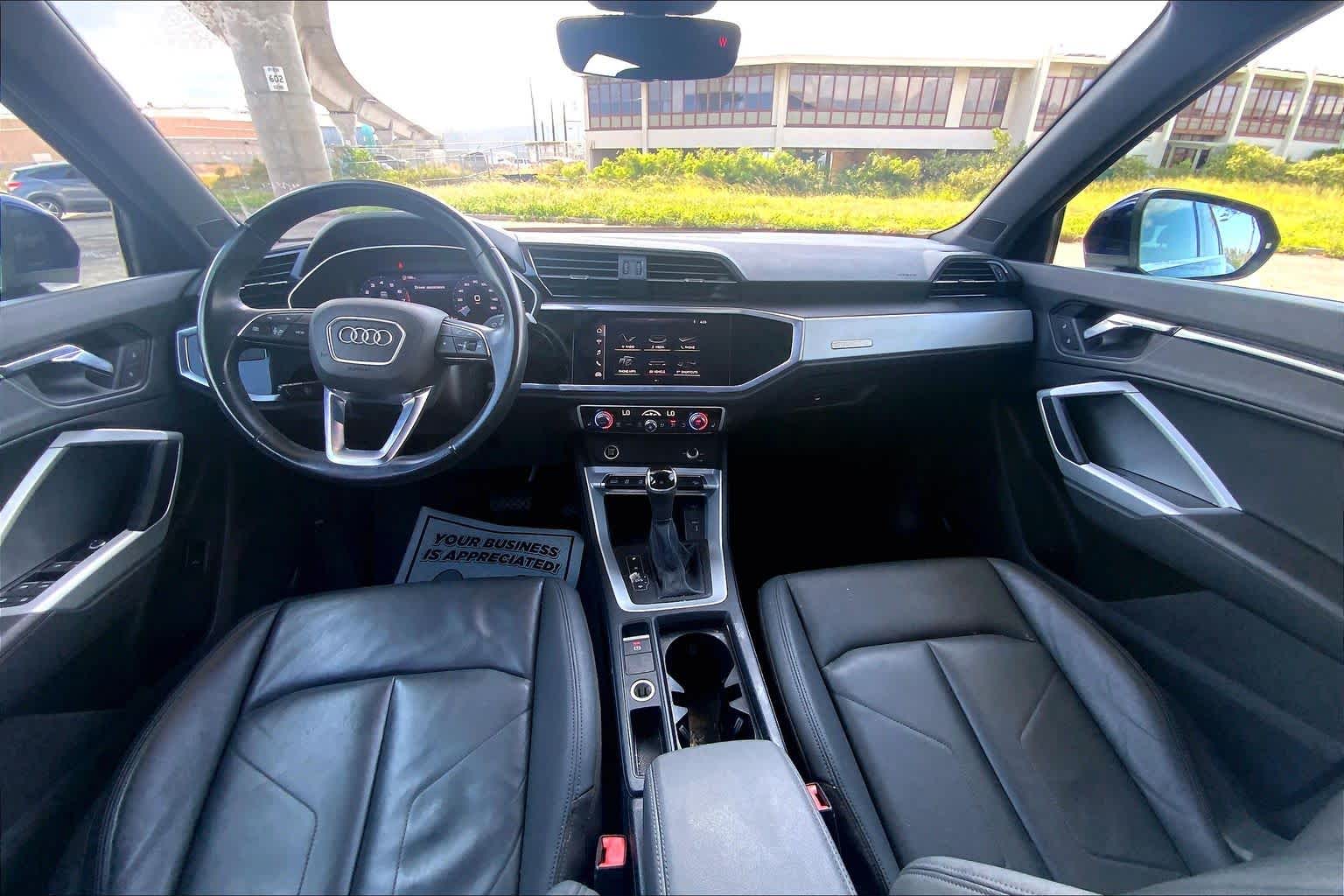 Thumbnail: 2021 Audi Q3 - 10