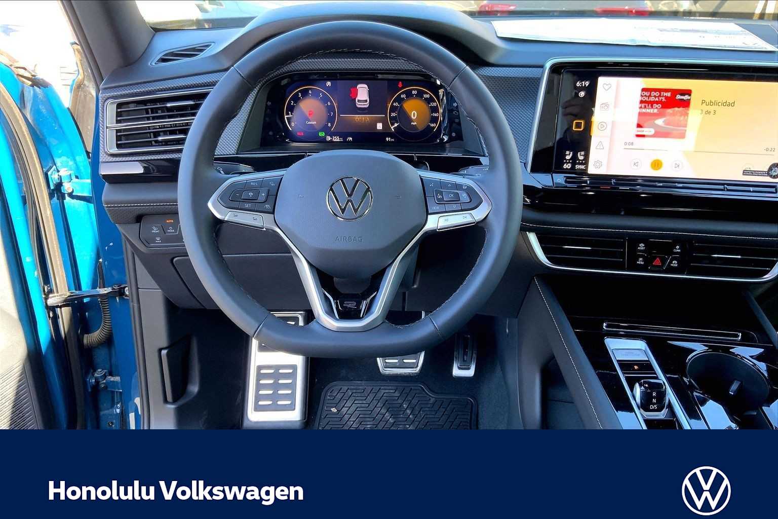 2025 Volkswagen Atlas Cross Sport SEL Premium R-LINE - Photo 15