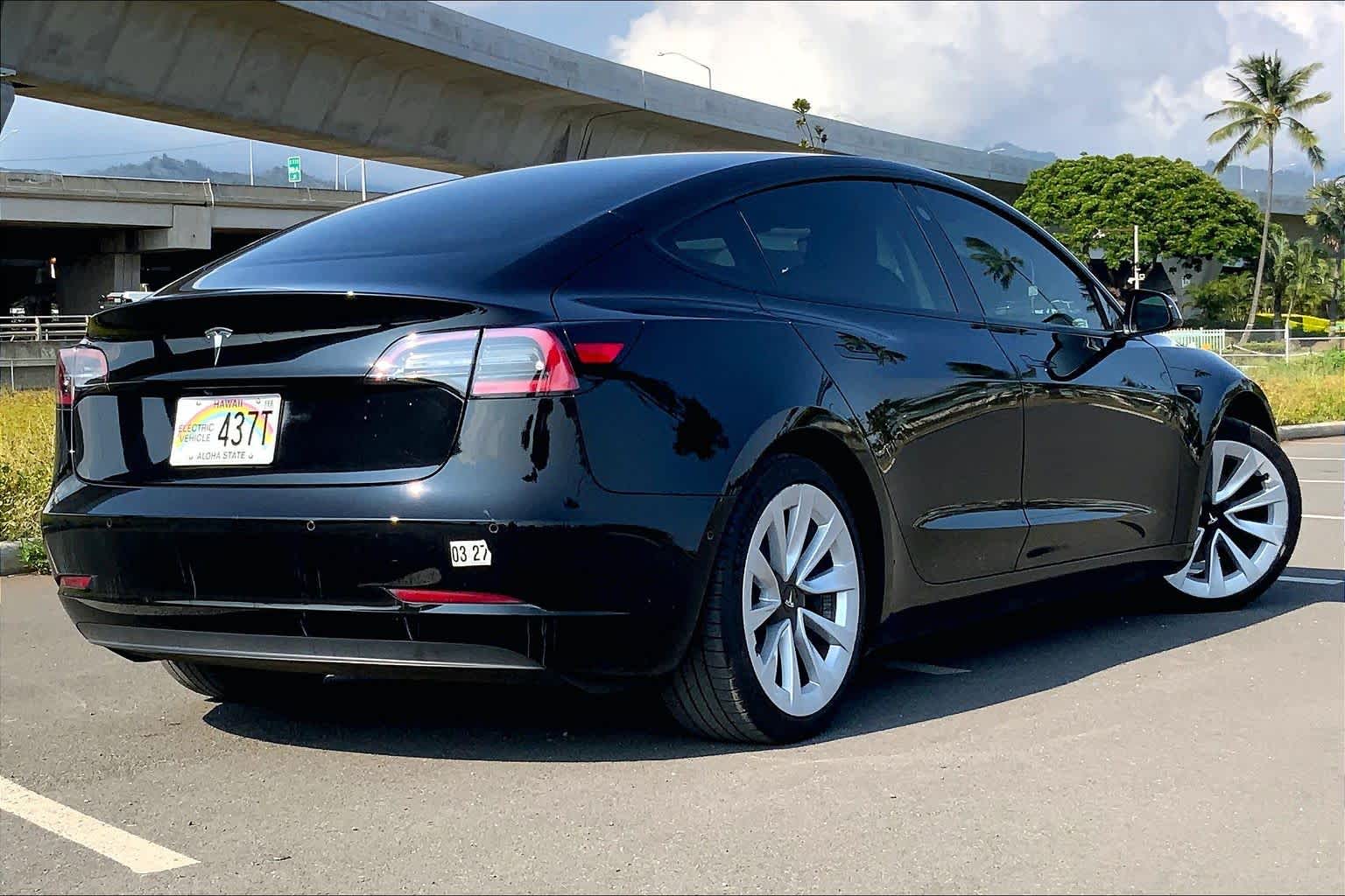 Thumbnail: 2021 Tesla Model 3 - 22