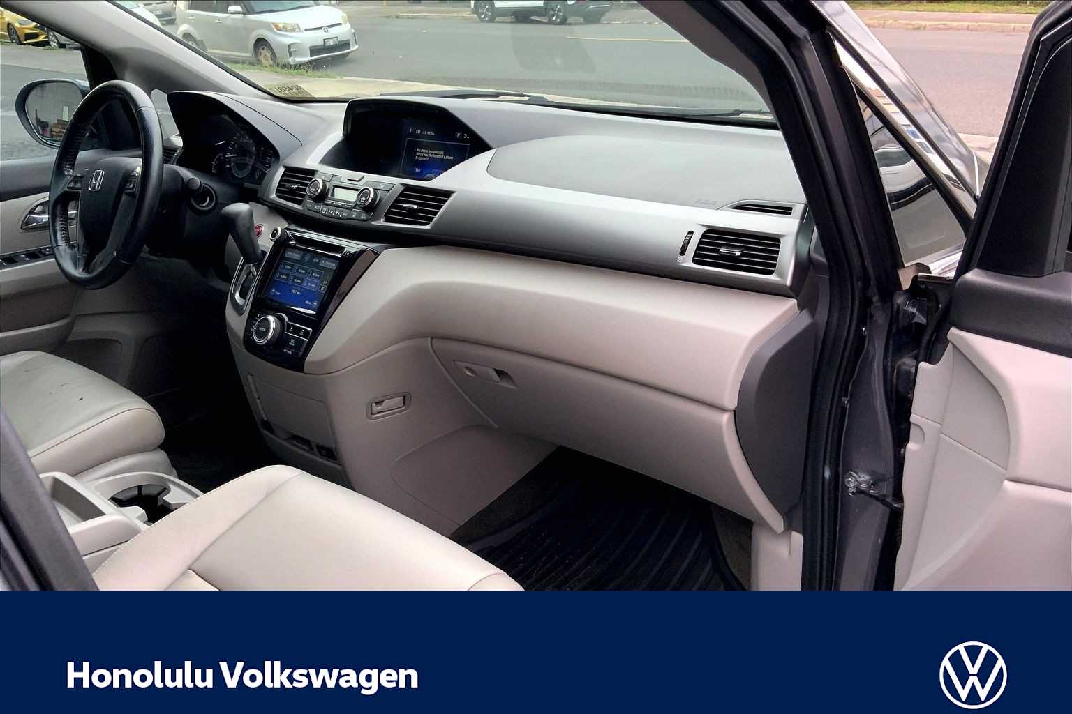 Thumbnail: 2015 Honda Odyssey - 23