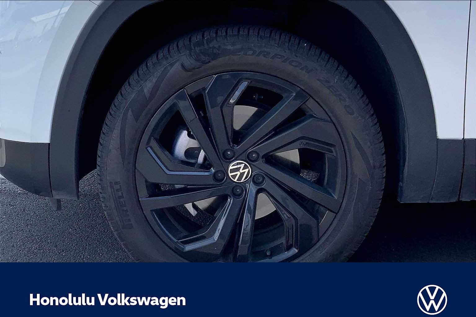 Thumbnail: 2023 Volkswagen Atlas - 8