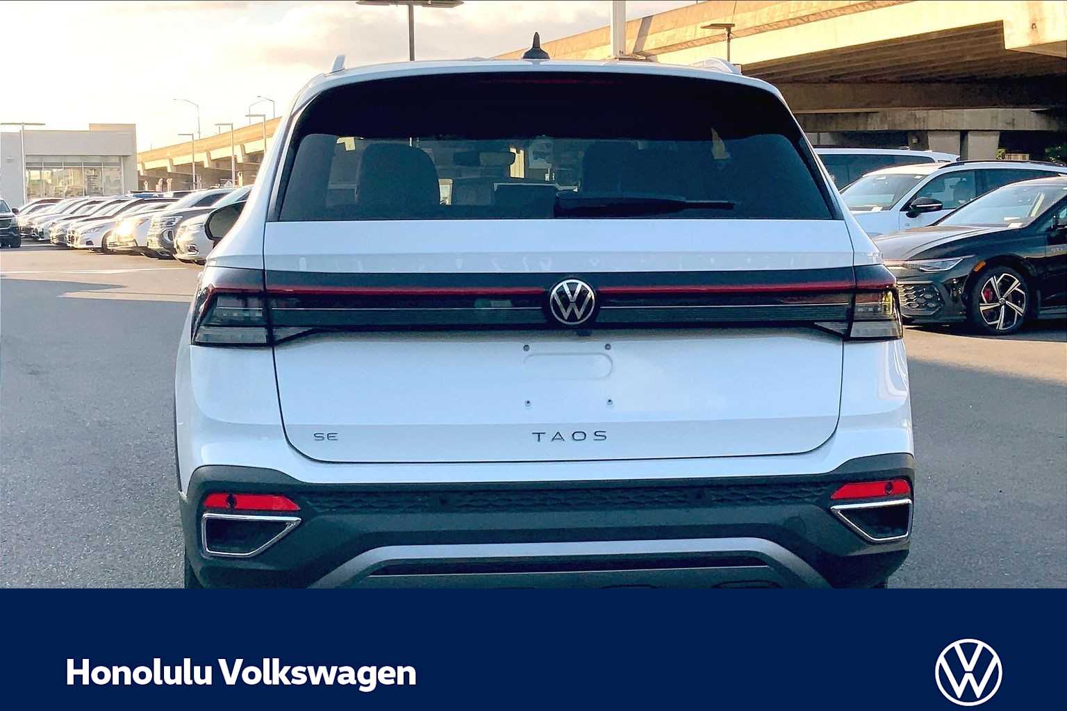 Thumbnail: 2026 Volkswagen Taos - 5