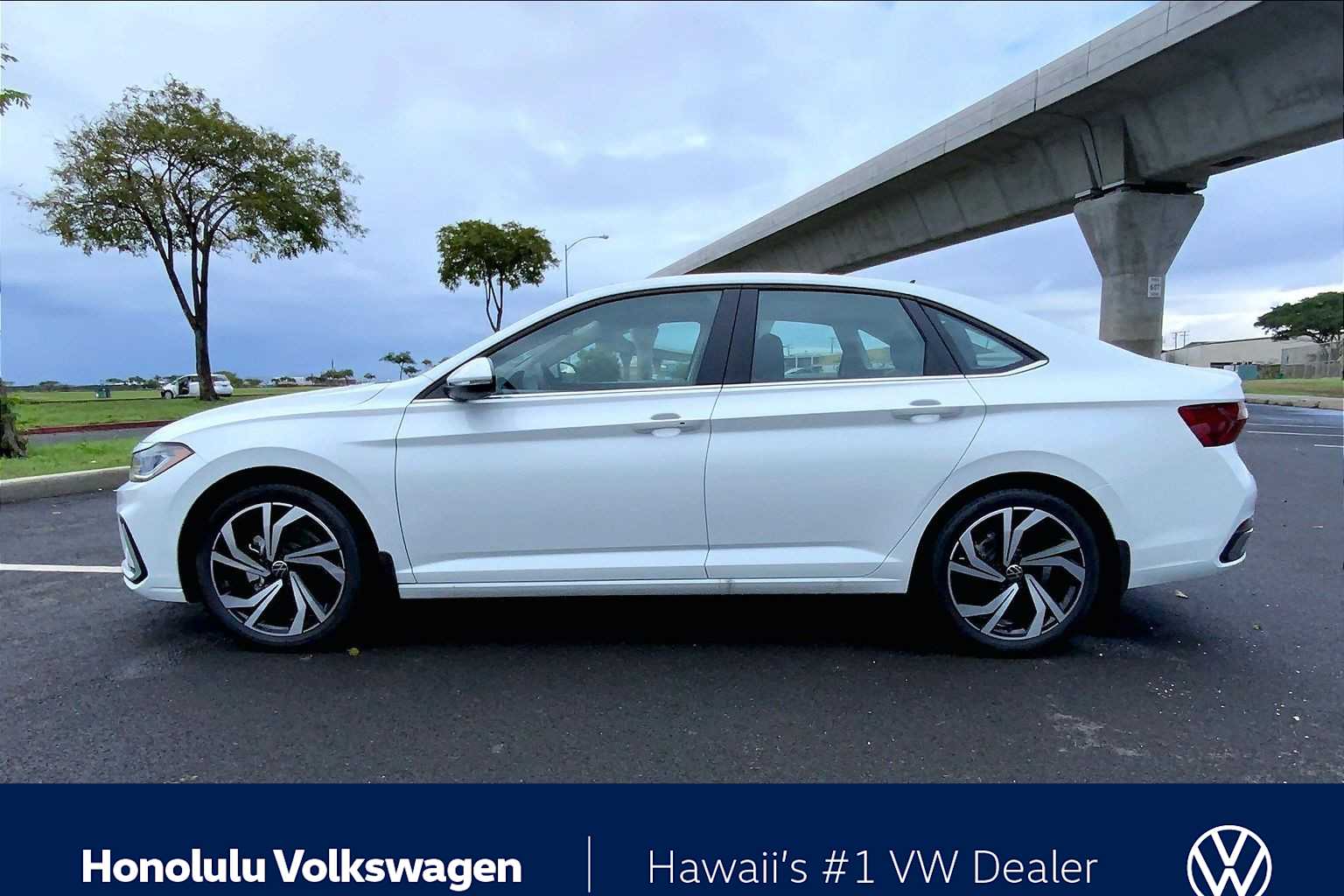 Thumbnail: 2026 Volkswagen Jetta - 3