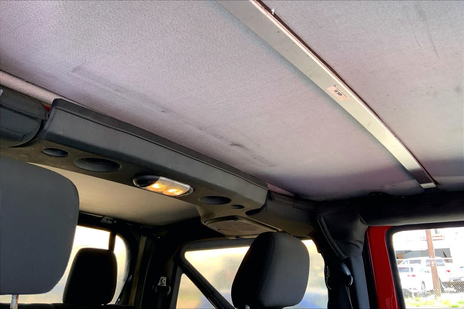 2017 Jeep Wrangler Sport S - Photo 30