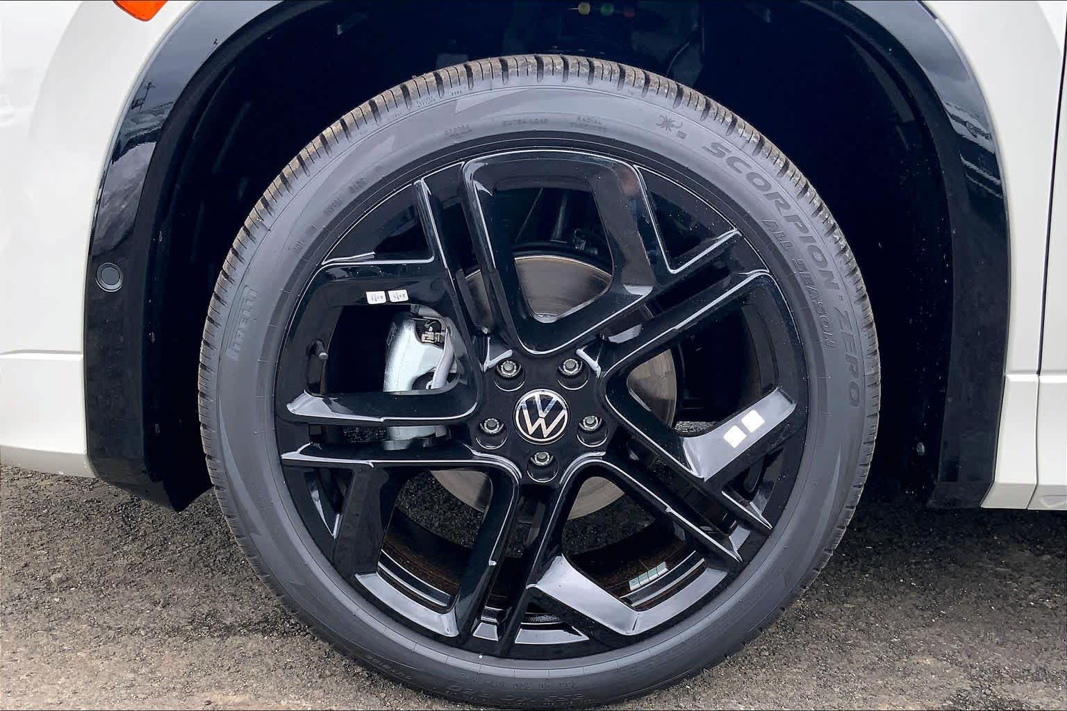 Thumbnail: 2026 Volkswagen Tiguan - 8